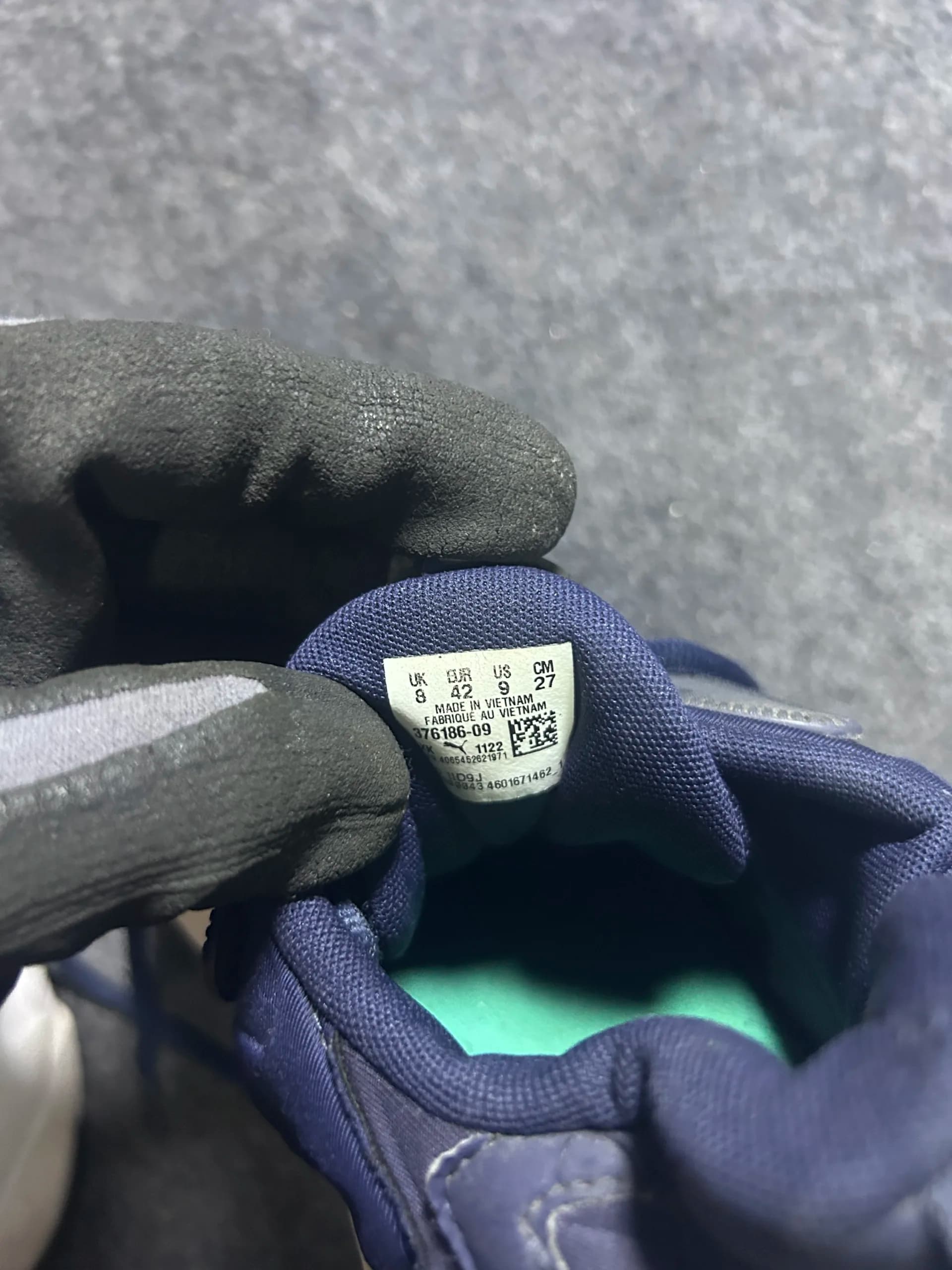 Puma thrift running shoes India close-up