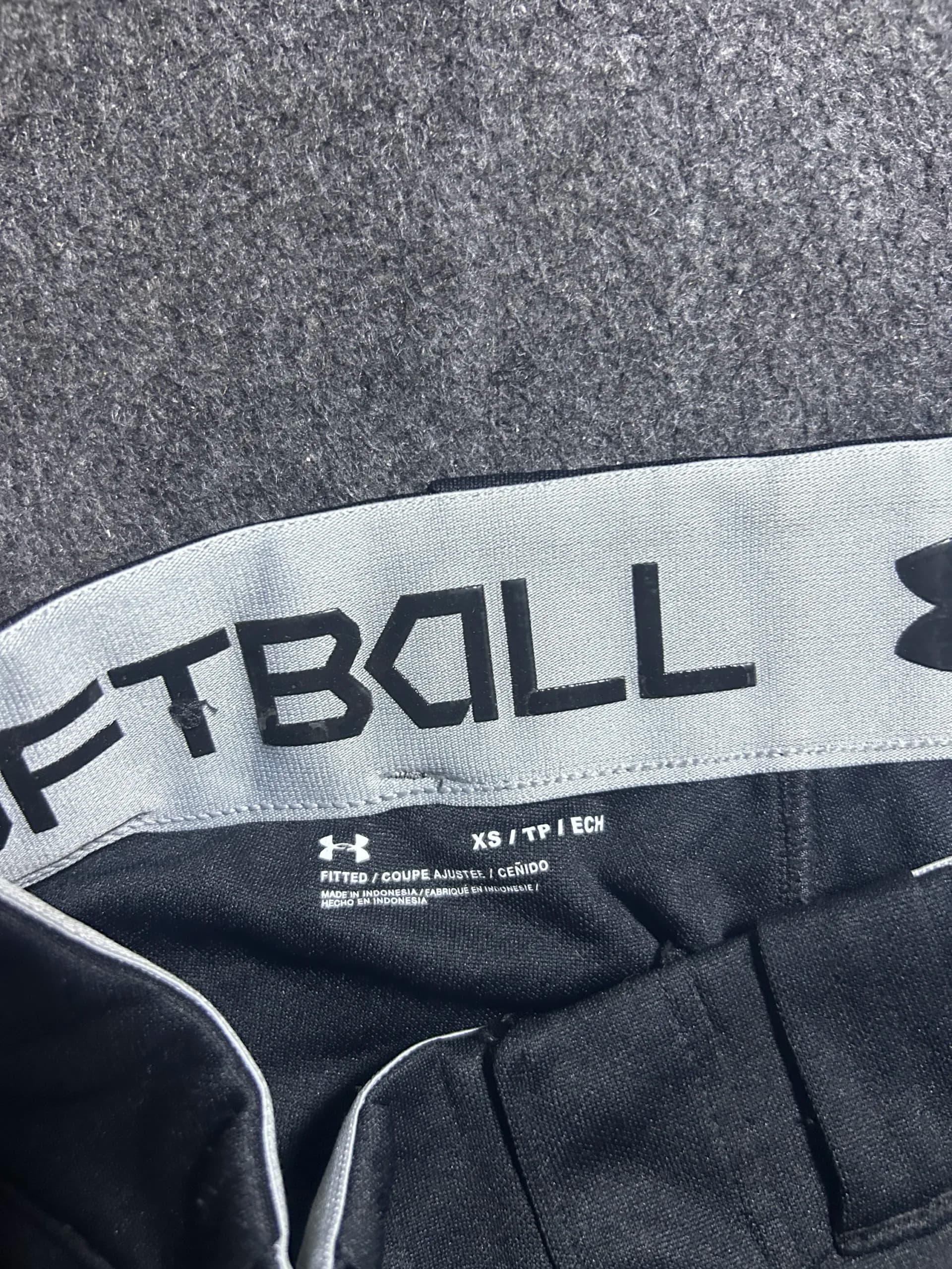 Under Armour thrift shorts India detail view