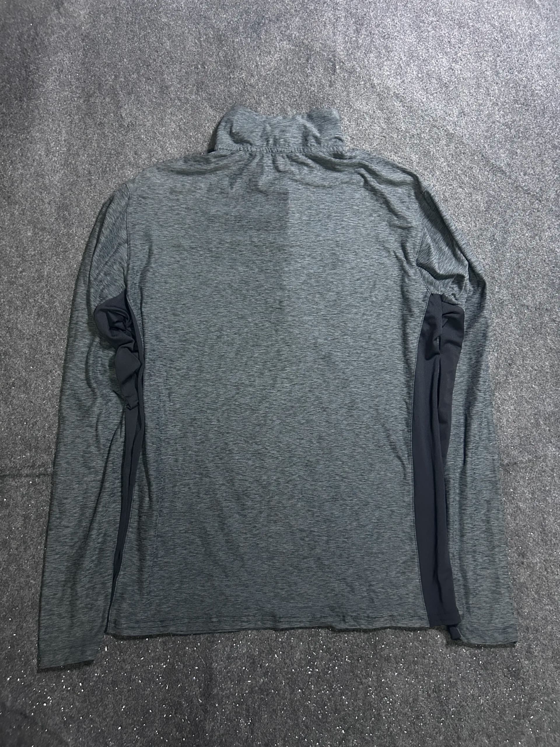 New Balance thrift t-shirt India back view