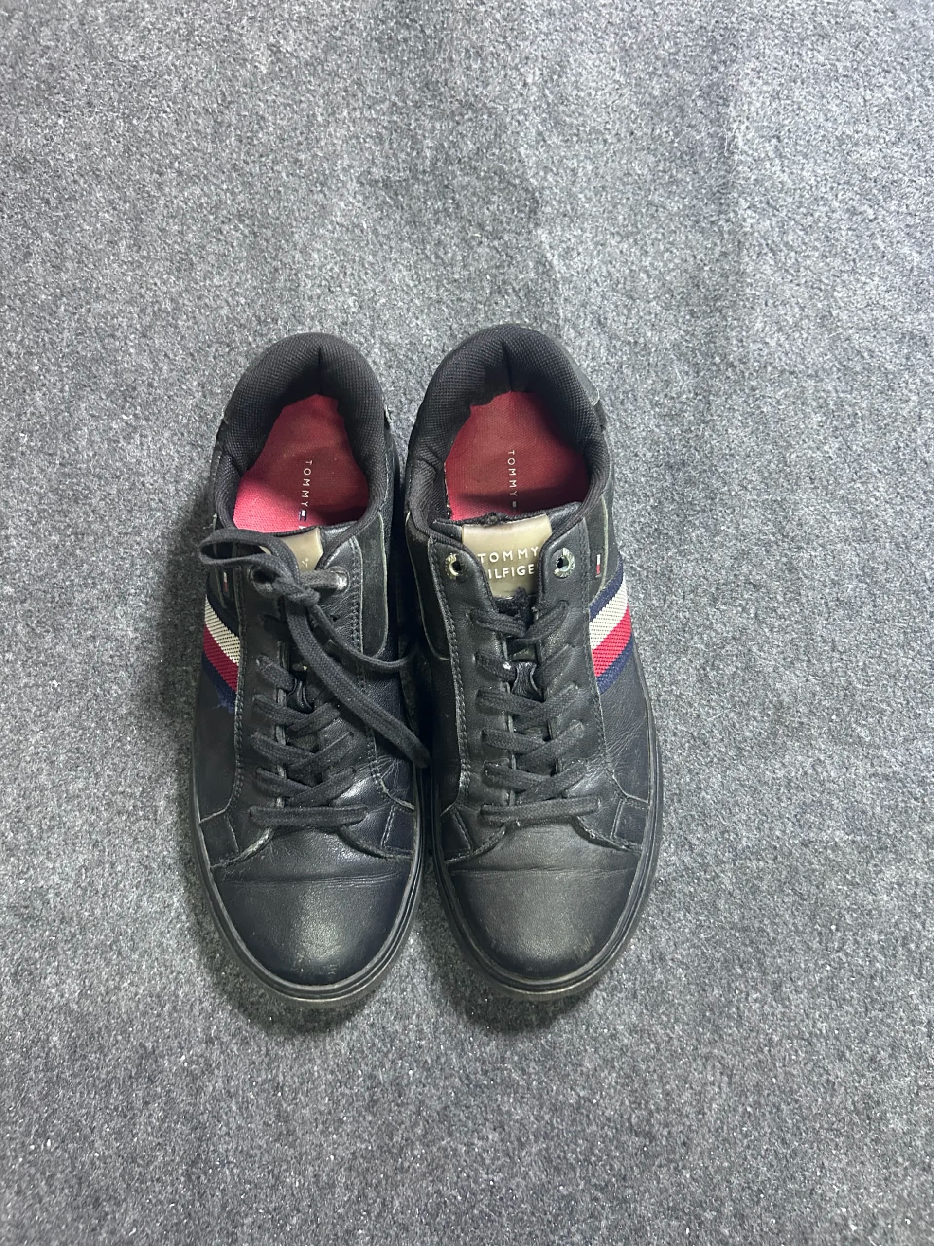 Tommy Hilfiger thrift sneakers India back view