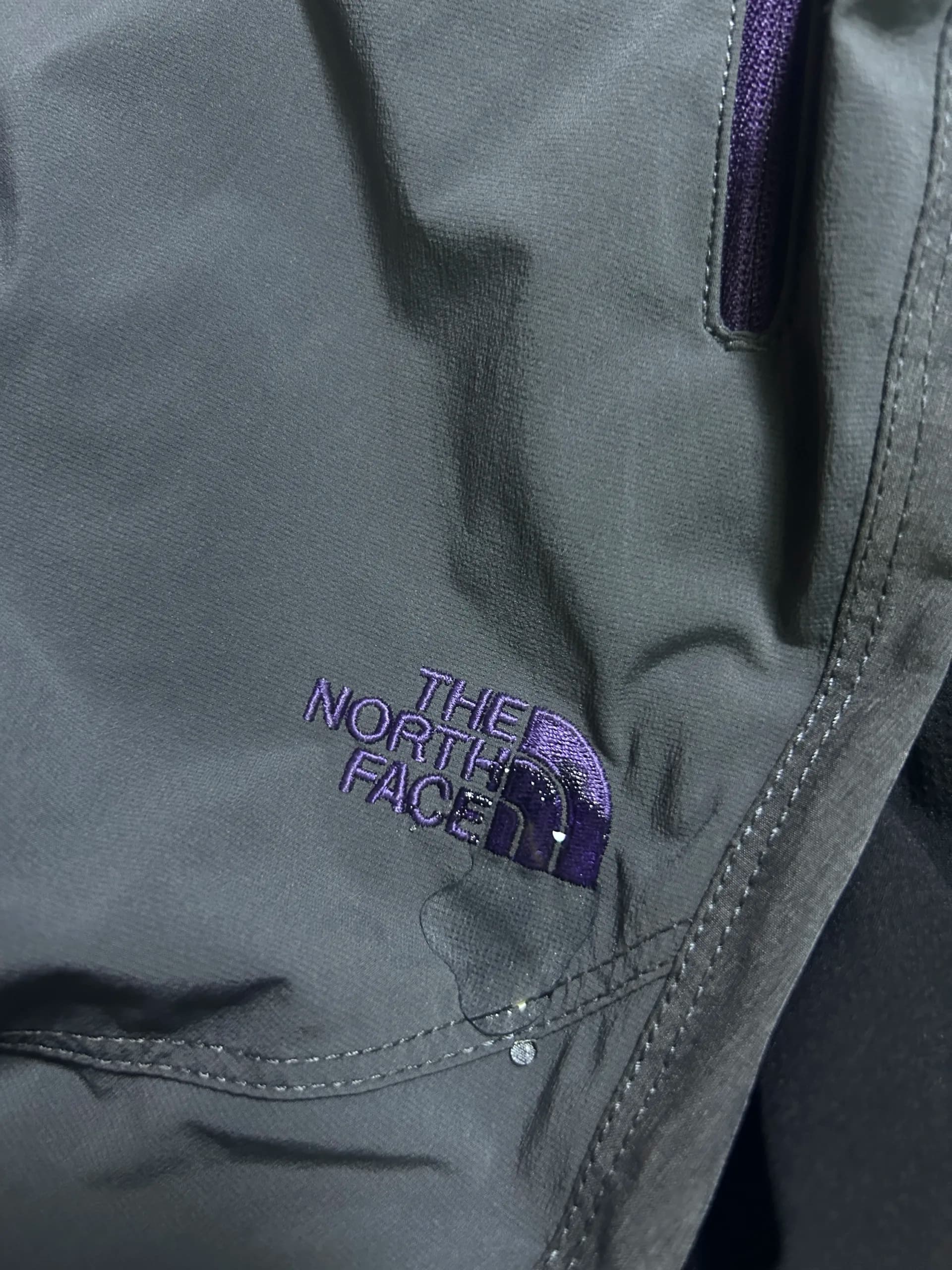 The North Face thrift waterproof jacket India detail view