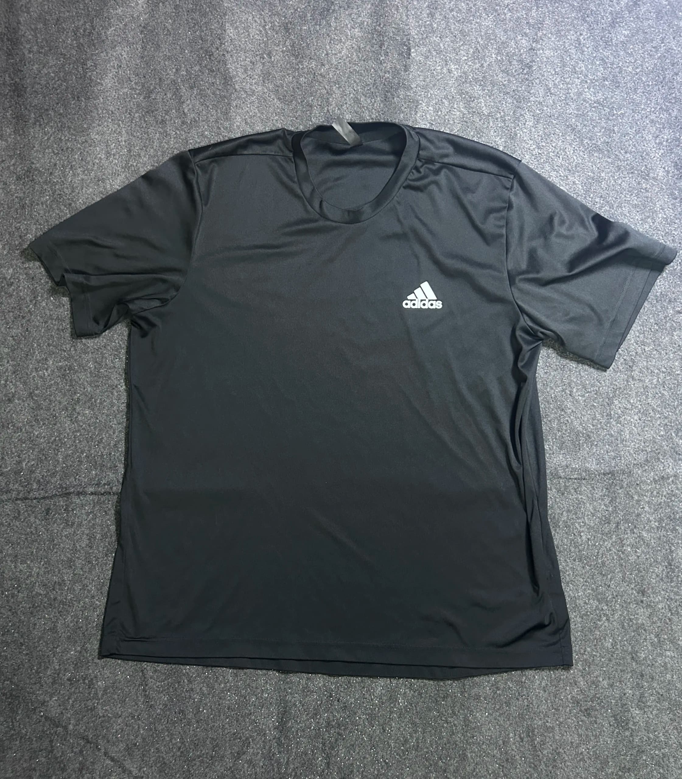 Adidas thrift t-shirt India