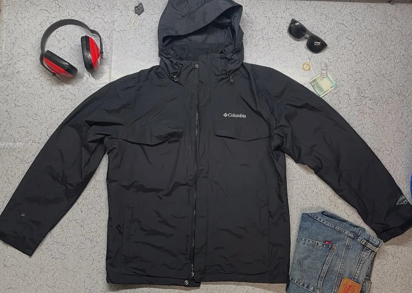 Columbia Omni-Tech thrift waterproof jacket India