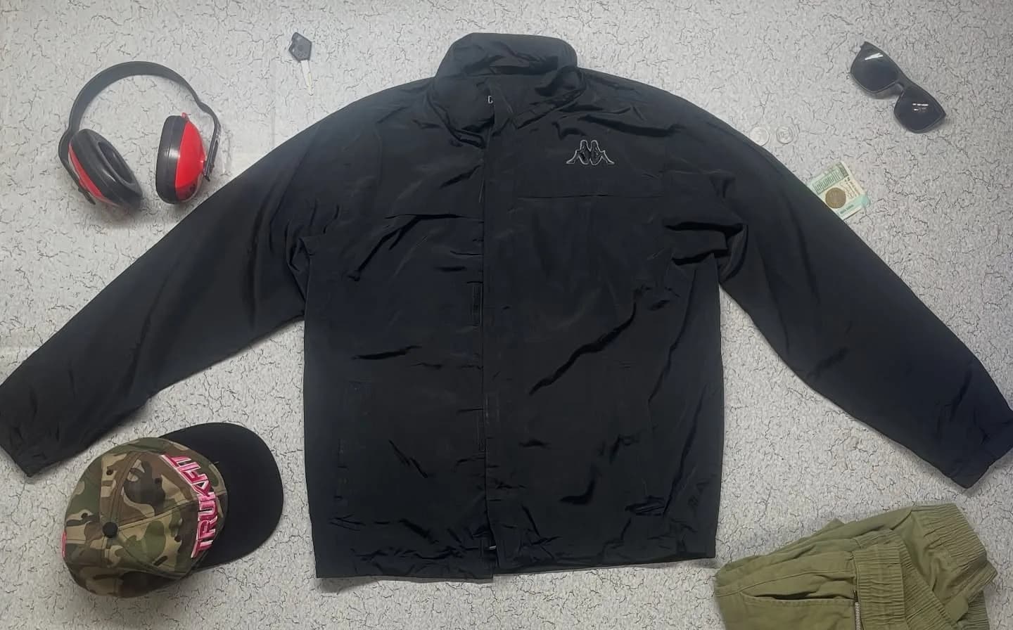 Branded thrift windbreaker jacket India