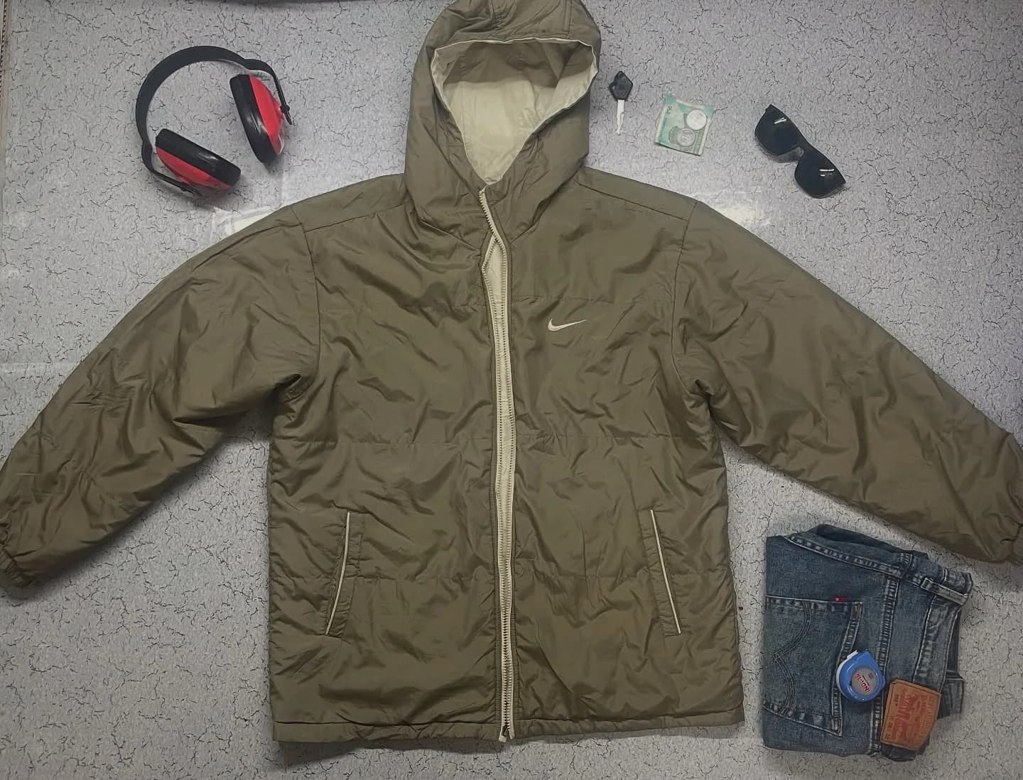Nike thrift winter jacket India