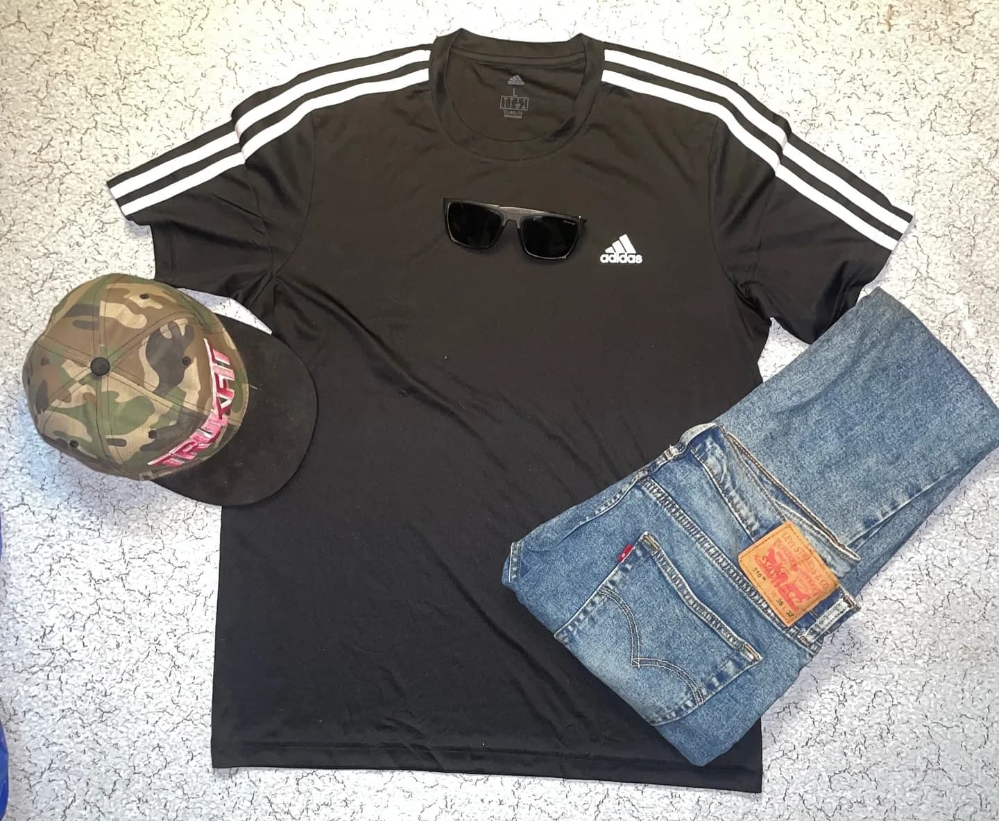 Adidas thrift t-shirt India