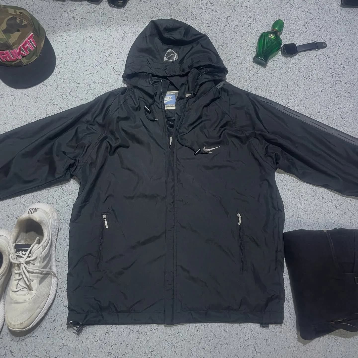 Nike thrift jacket India