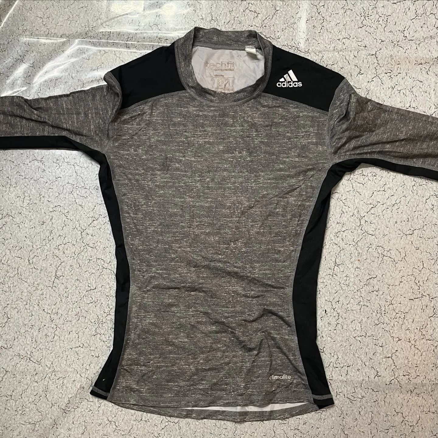 Adidas thrift t-shirt India