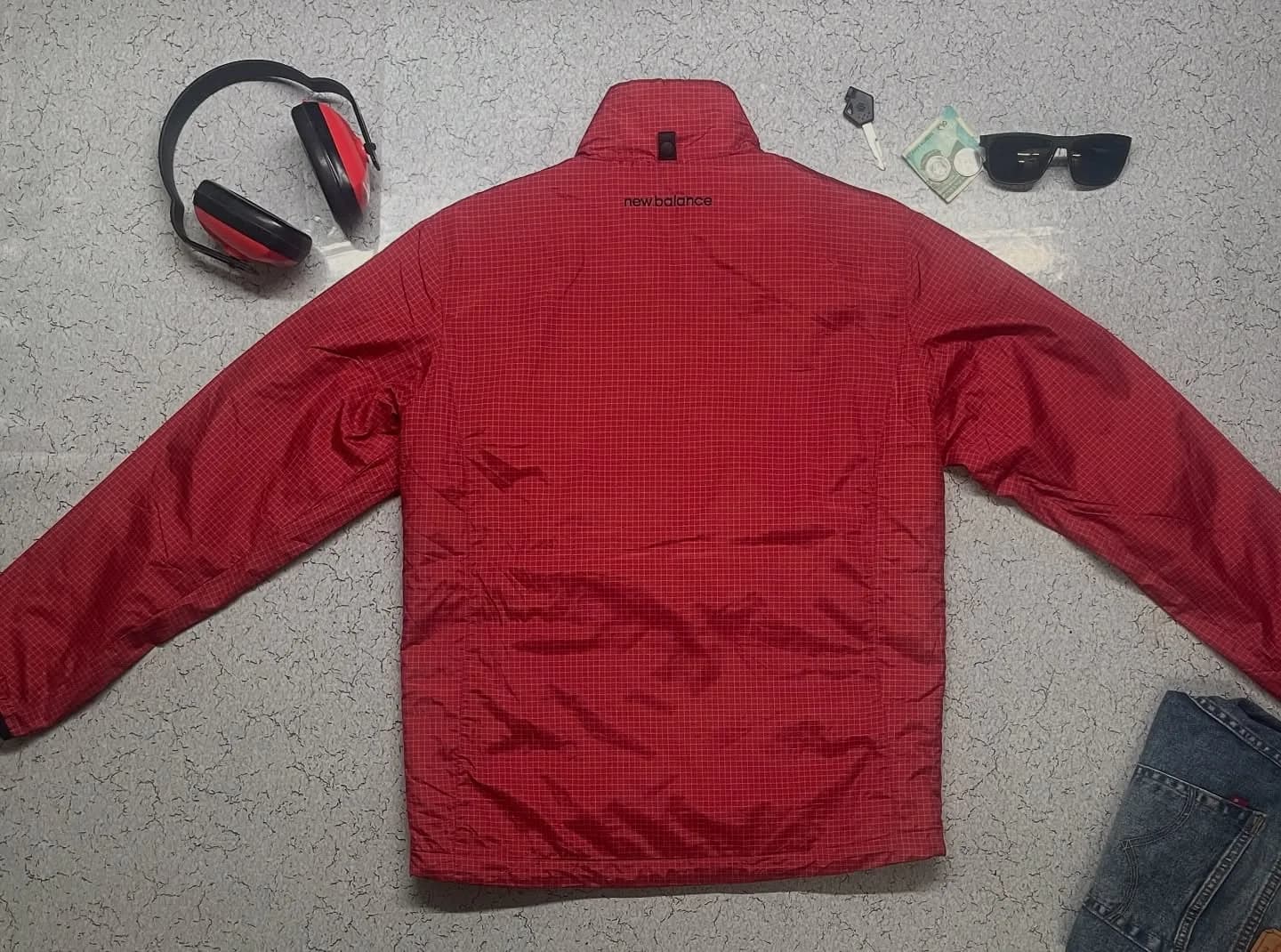 New Balance thrift windbreaker jacket India