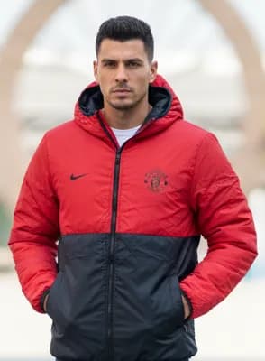 Nike thrift jacket India