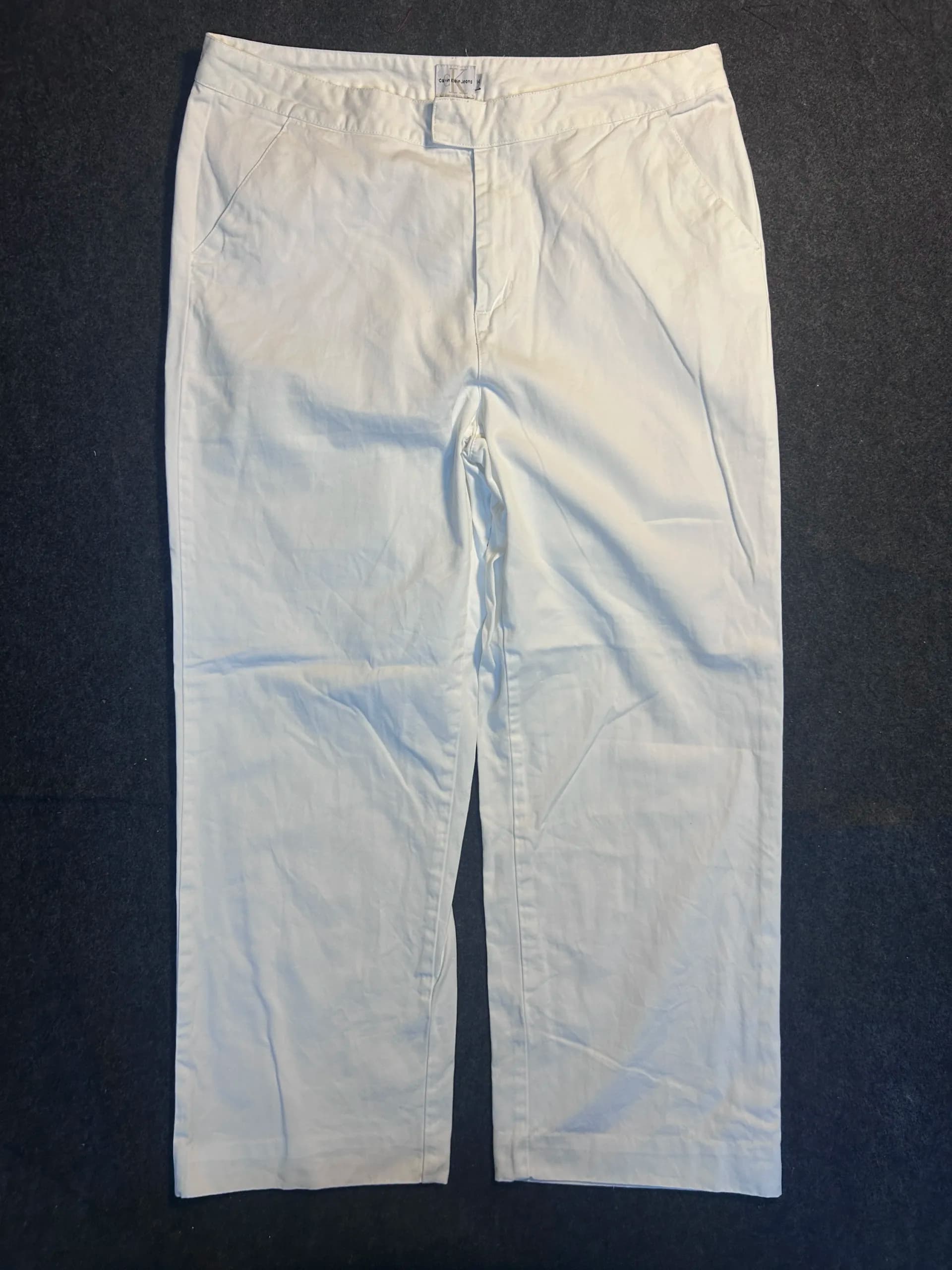 Calvin Klein thrift chinos India