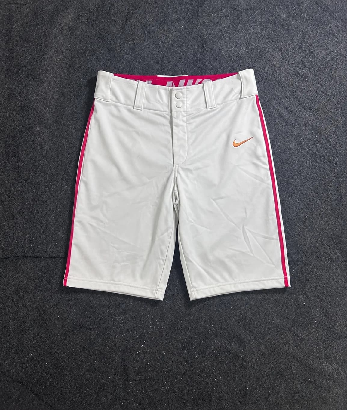 Nike Dri-FIT Athletic Shorts – White/Red | Size L