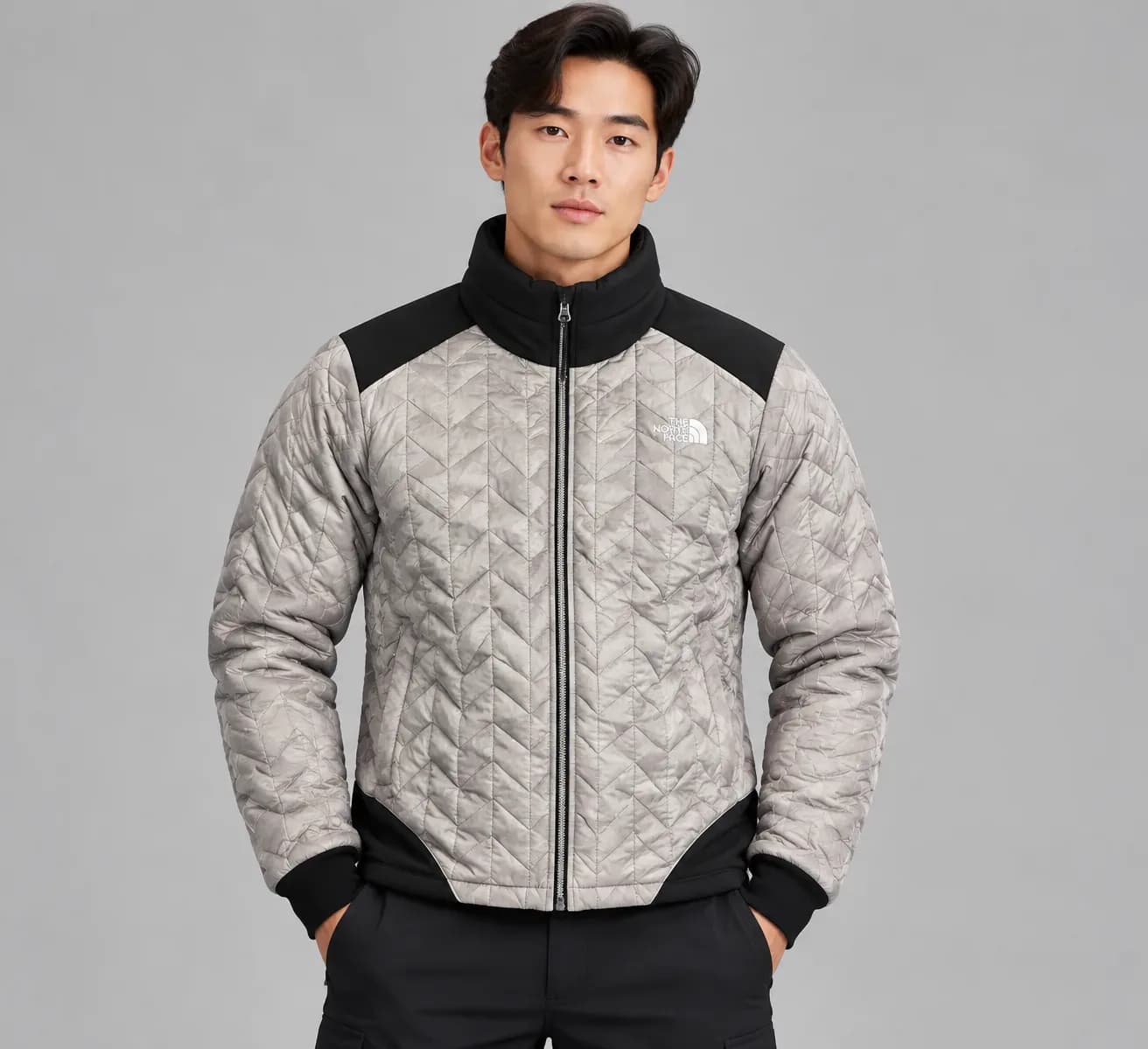 The North Face Dyno Series Lightweight Puffer Jacket Silver Black Quilted S