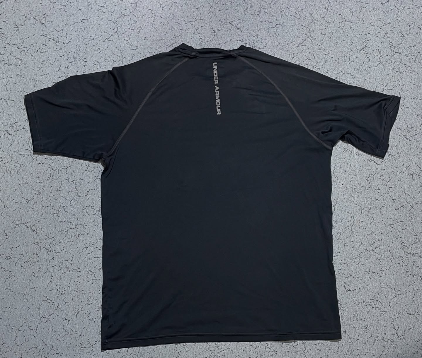 Under Armour Half Sleeve Heatgear Tshirt Size L