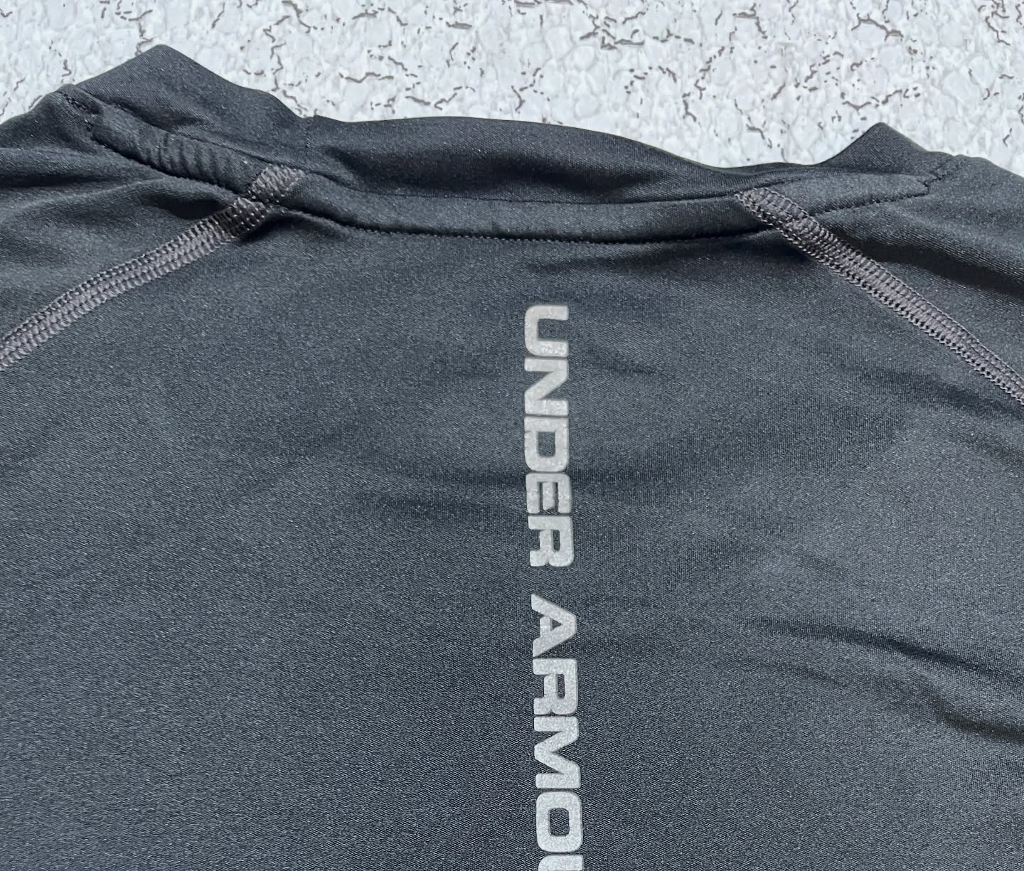 Under Armour Half Sleeve Heatgear Tshirt Size L