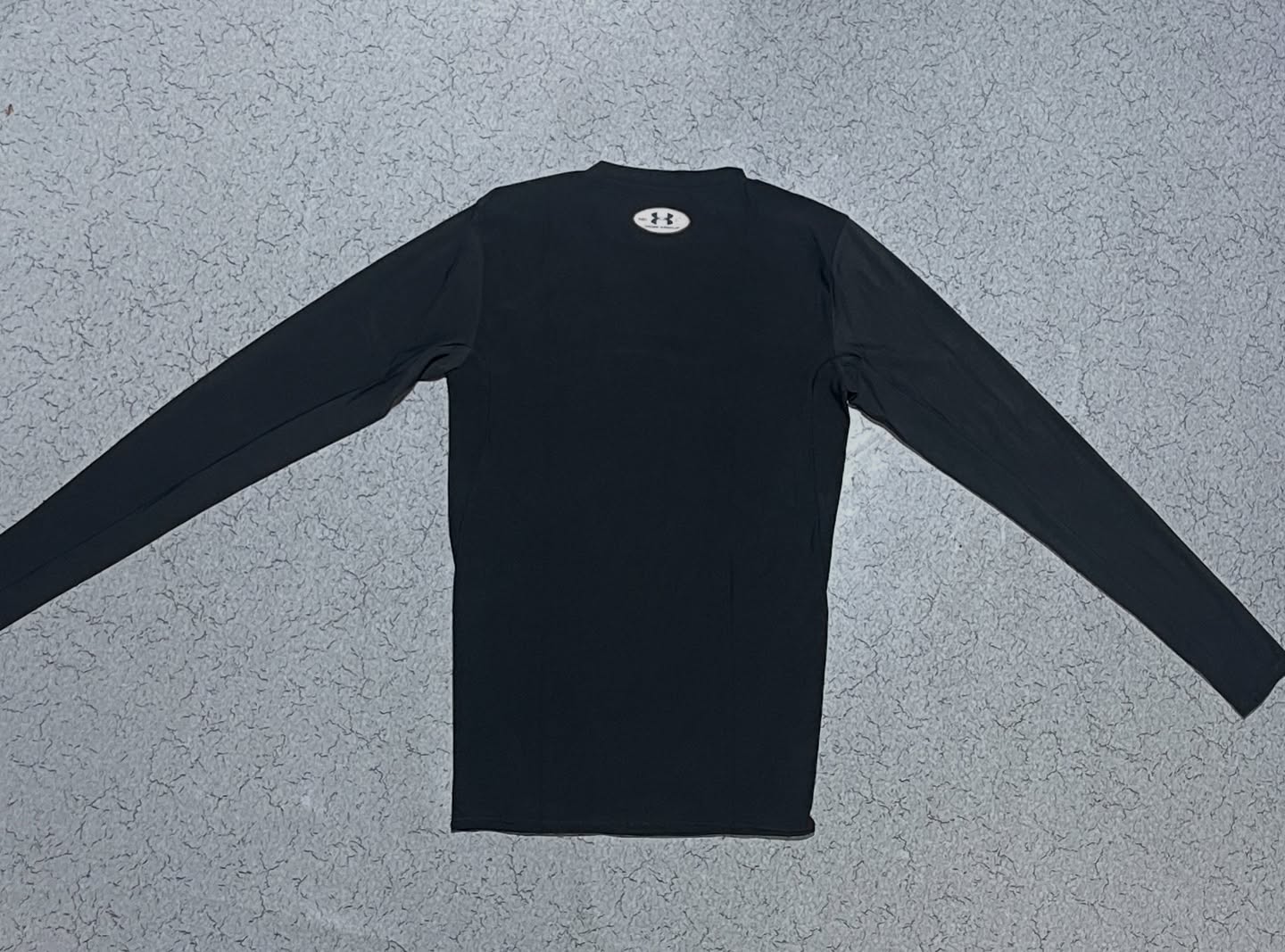 Under Armour Heatgear Full Sleeve Tshirt Size M