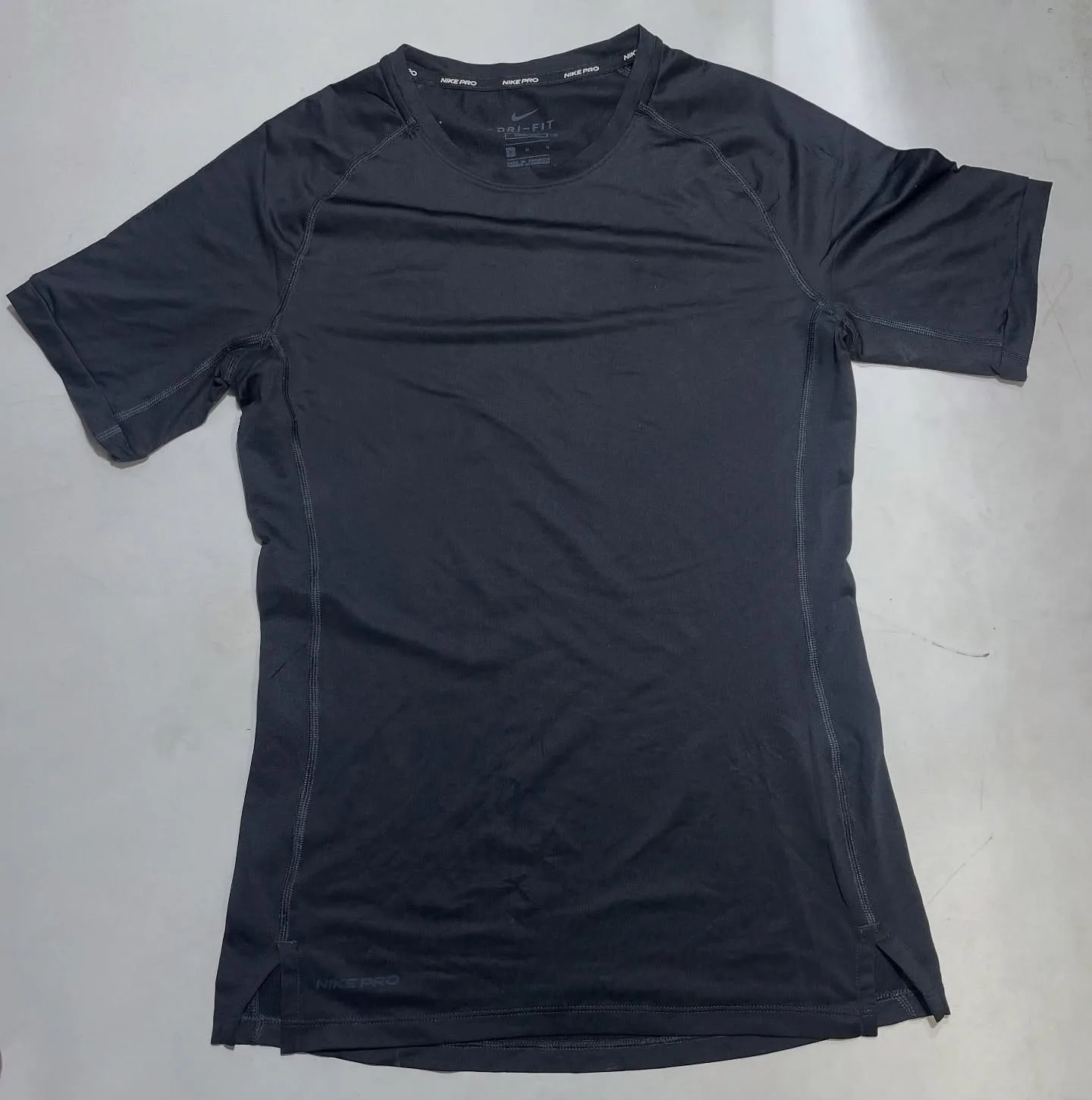 Nike pro dri fit half sleeve tshirt size S