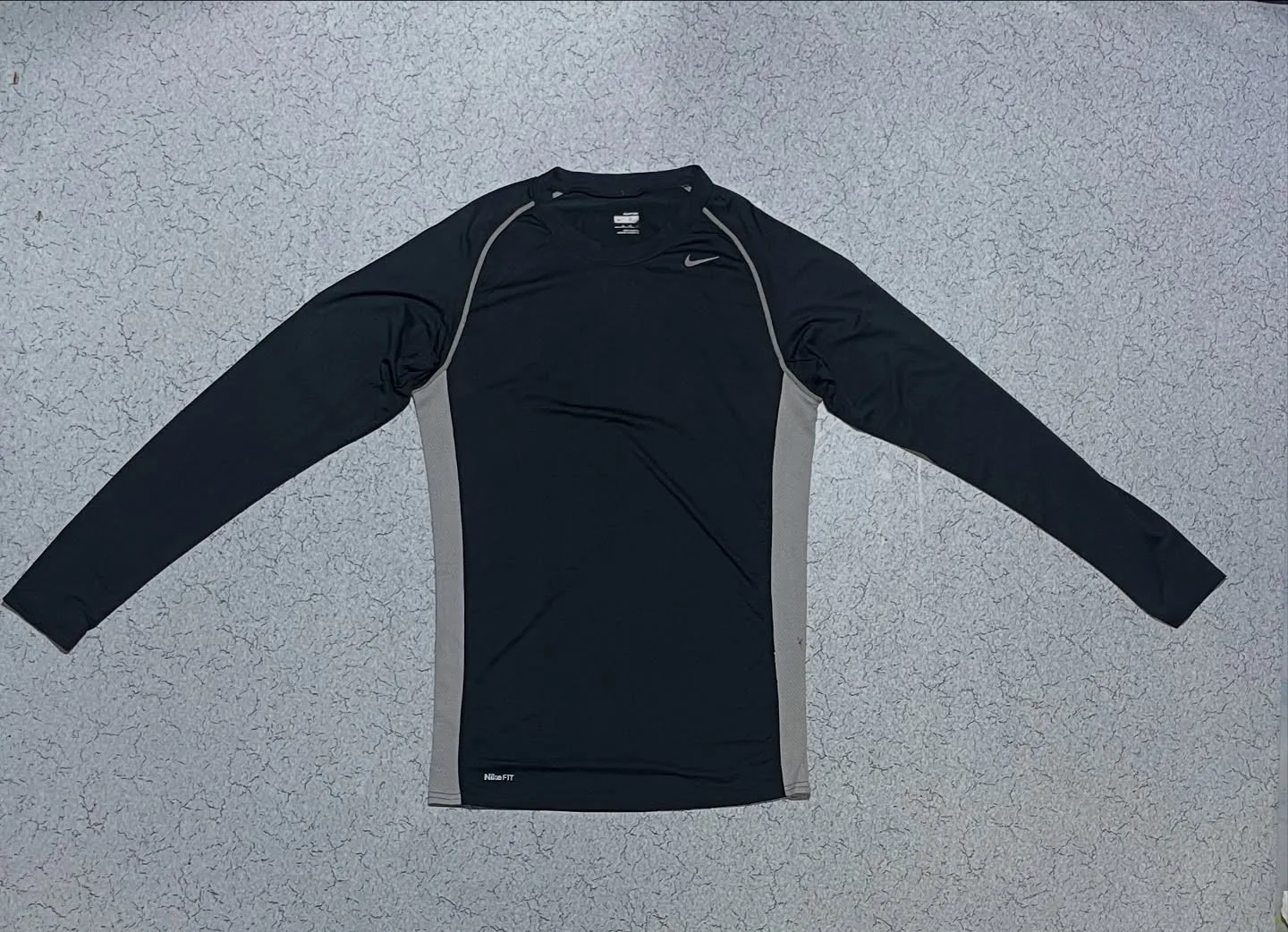 Nike Pro Full Sleeve Tshirt Size L