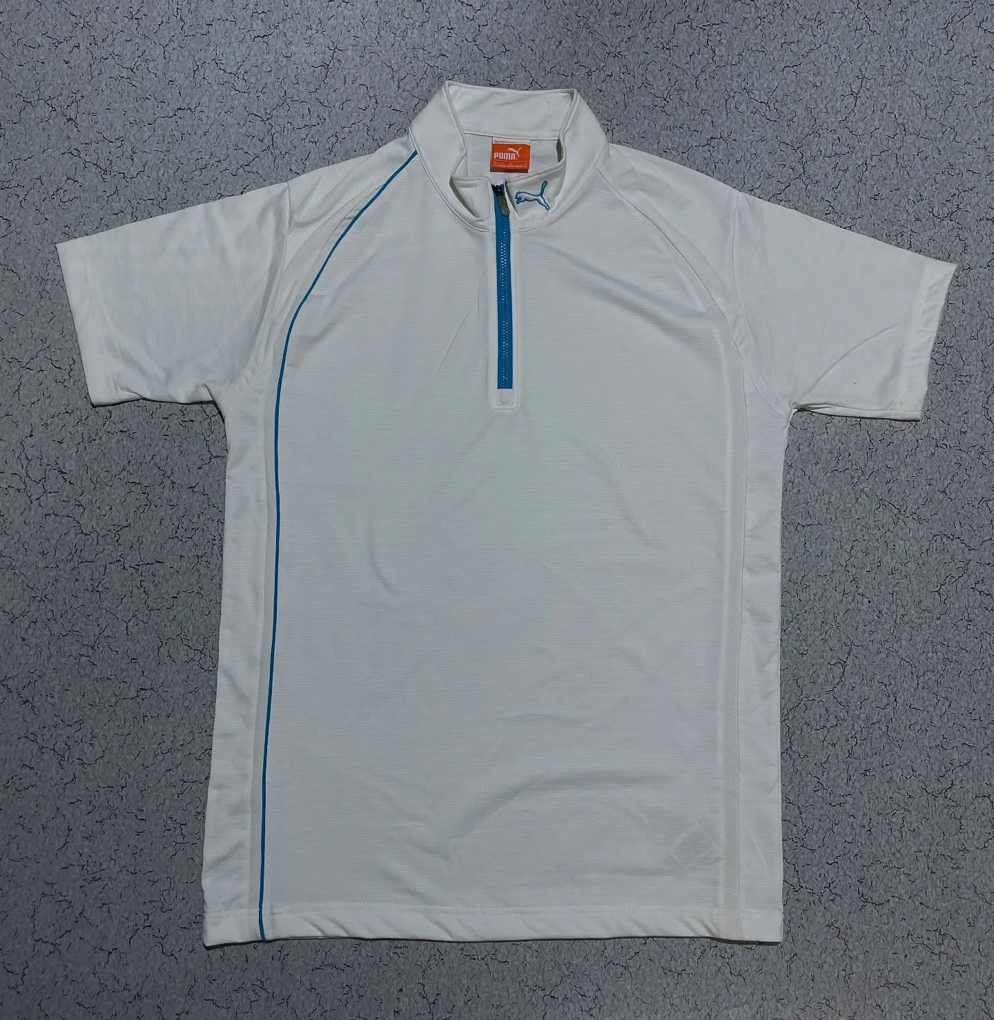 Puma Half Zip Up Tshirt Size L White