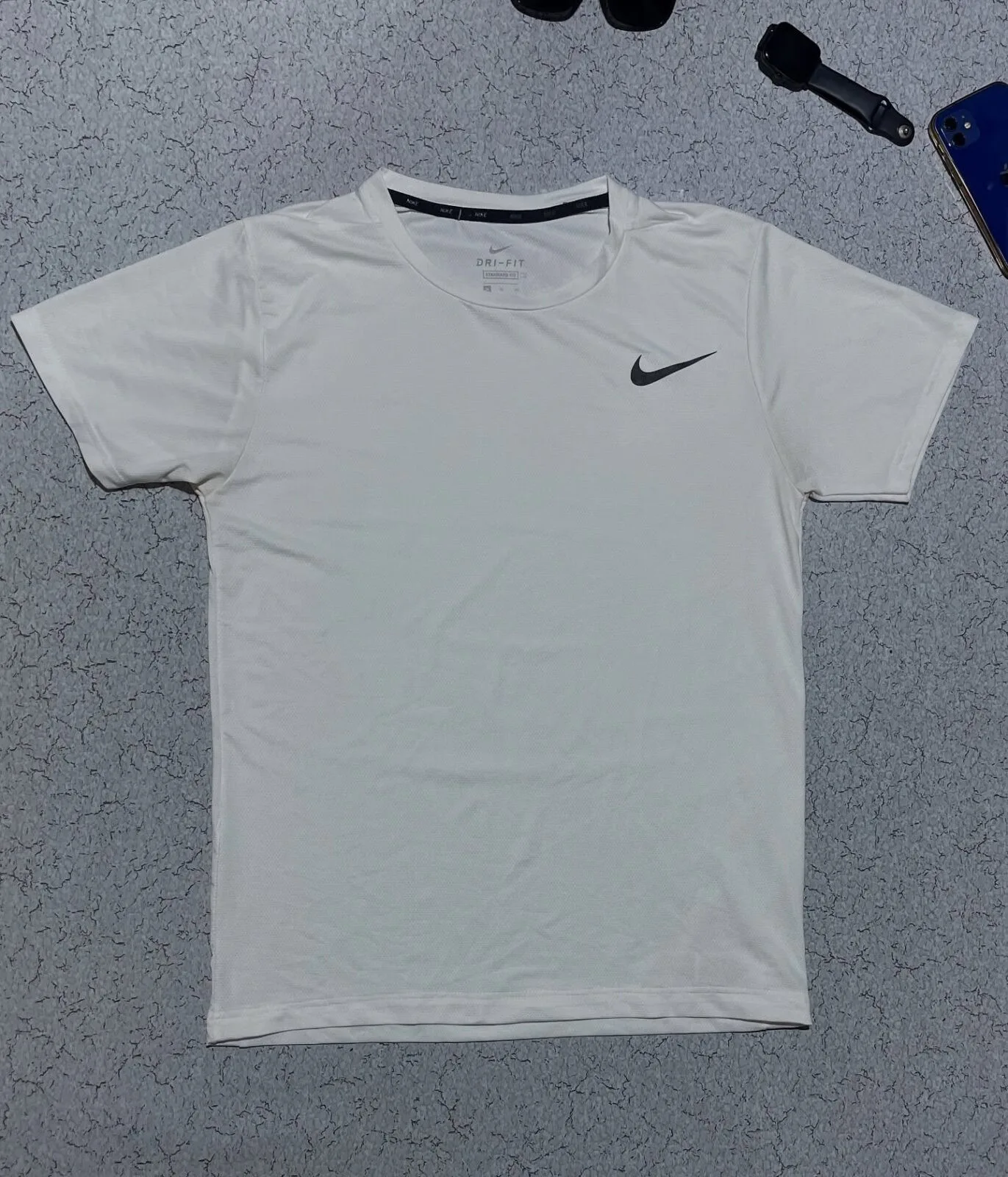 NIKE DRI FIT TSHIRT SIZE M