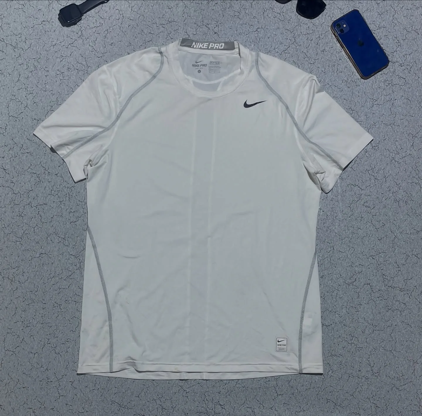 Nike Pro Fitted Hafl Sleeve Tshirt Size L
