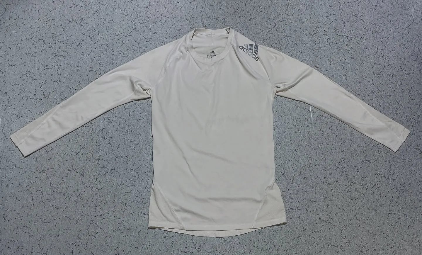 ADIDAS ALPHA SKIN CLIMACOOL FULL SLEEVE TSHIRT SIZE M WHITE