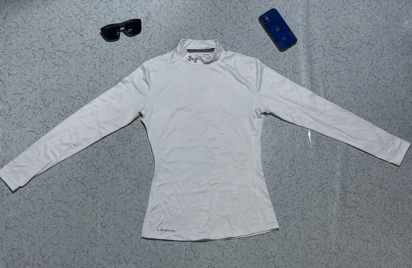 Under Armour Coldgear Mock Compression Full Sleeve Tshirt Size M White