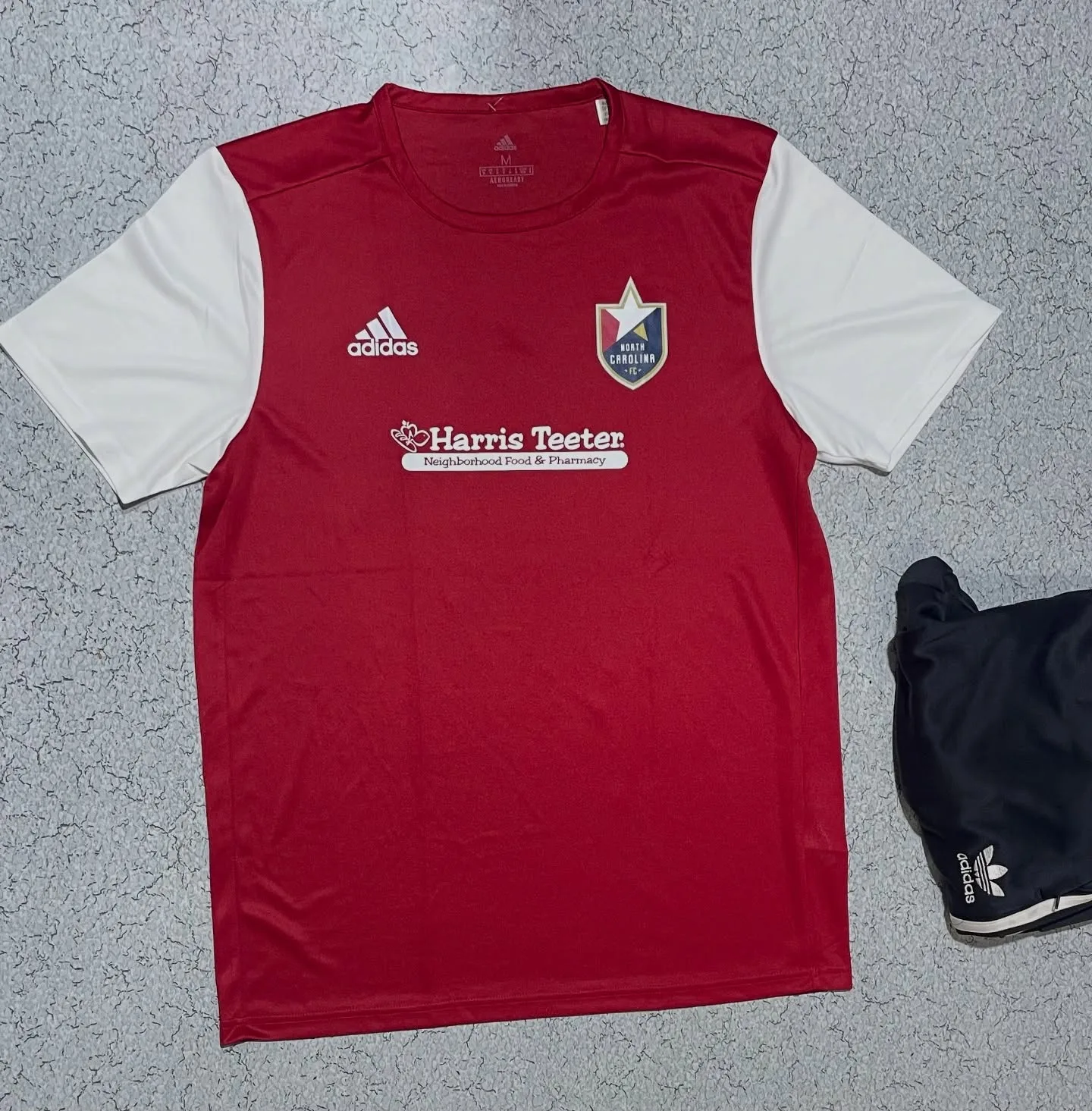 Adidas Aeroready North Carolina Jersey Red M