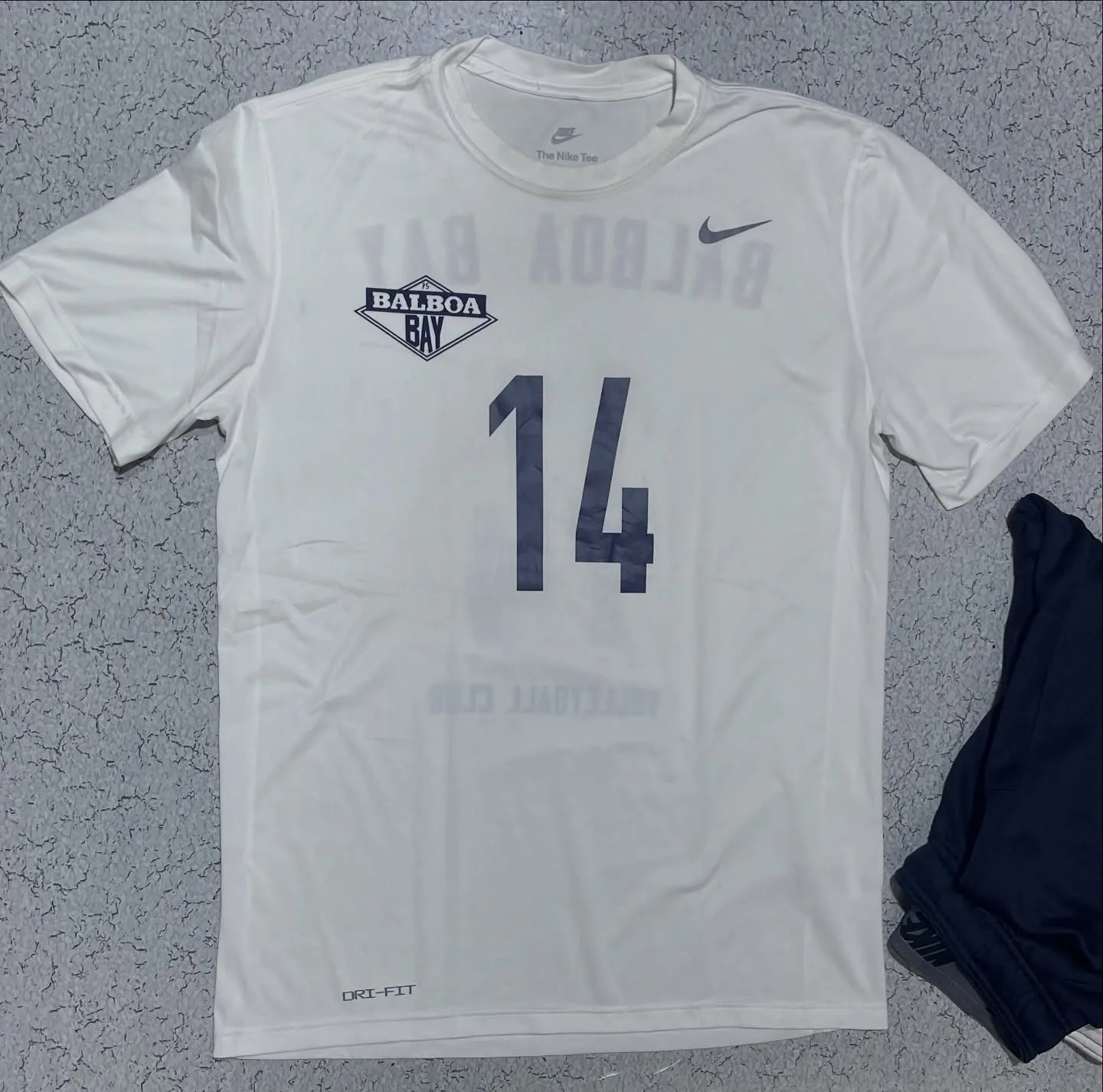 The Nike Tee Dri Fit White Size M