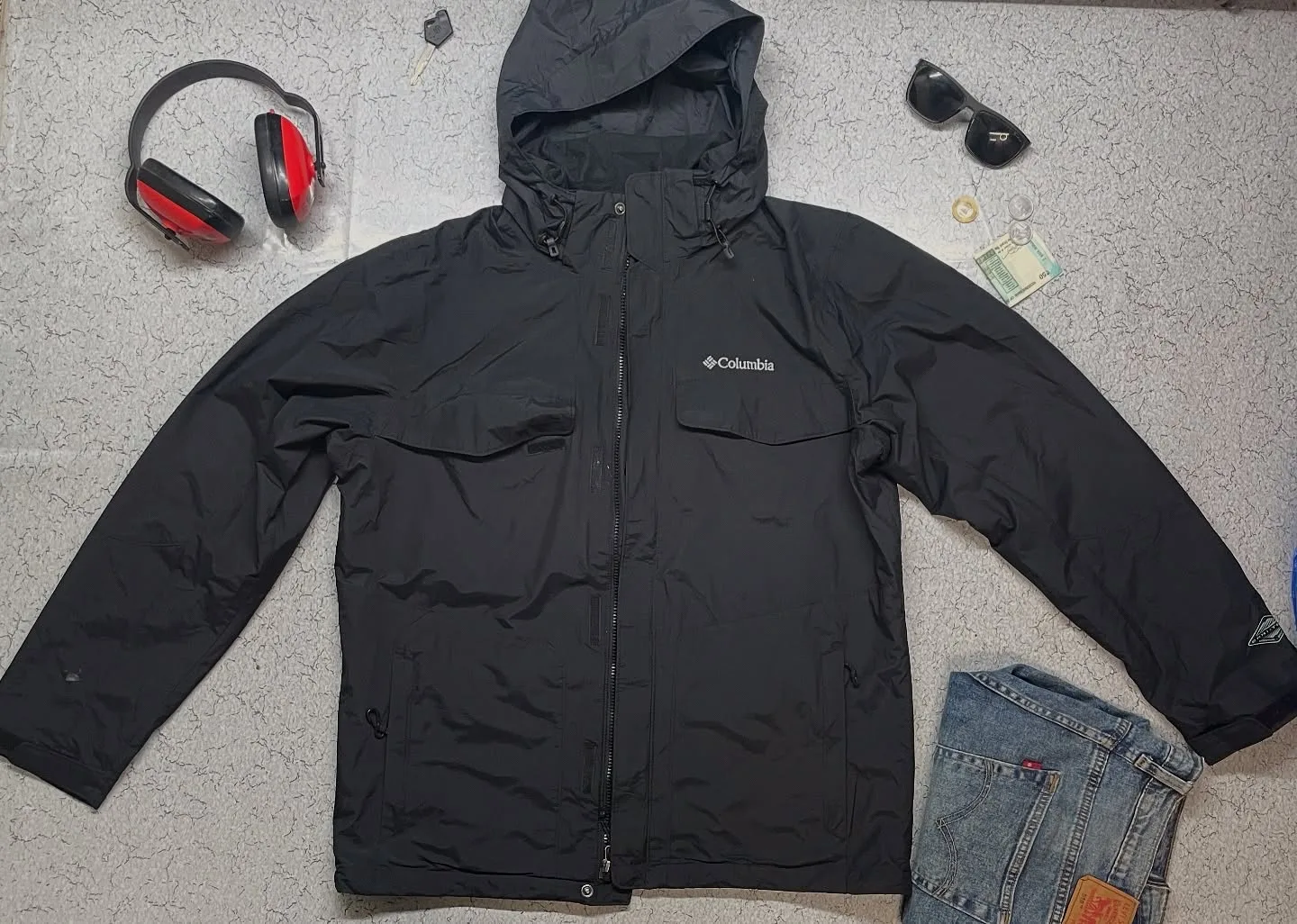 Columbia Omni Tech Breathable Waterproof Jacket Size L Black