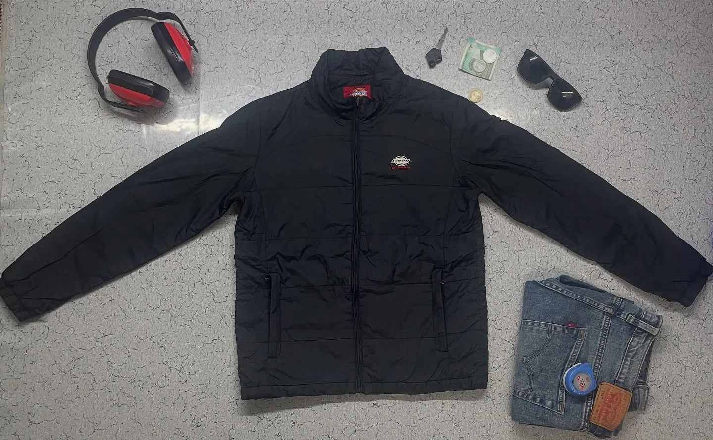 Dickies Puffer Jacket Size M Colour Red