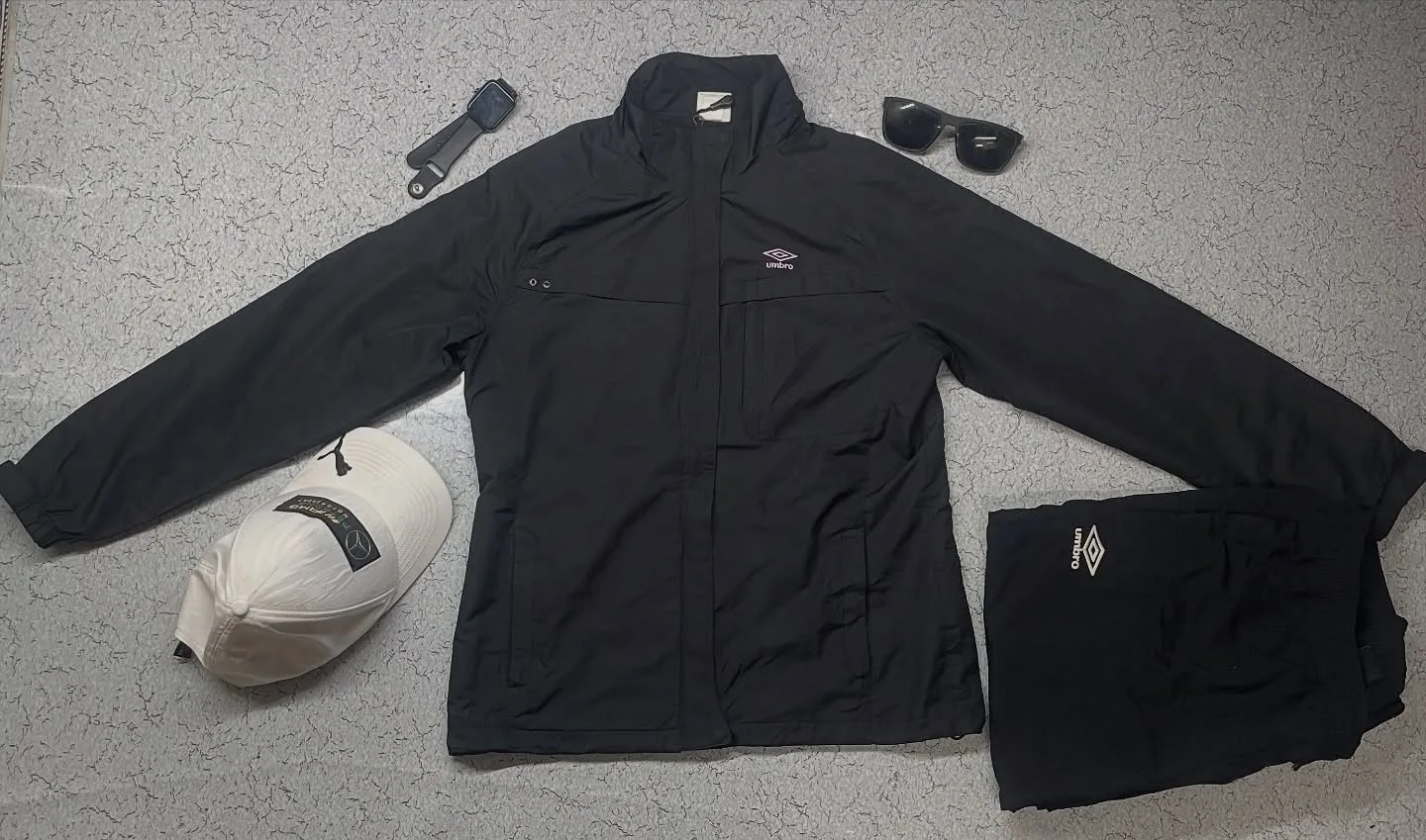 Umbro Hooded Track Jacket Black-M