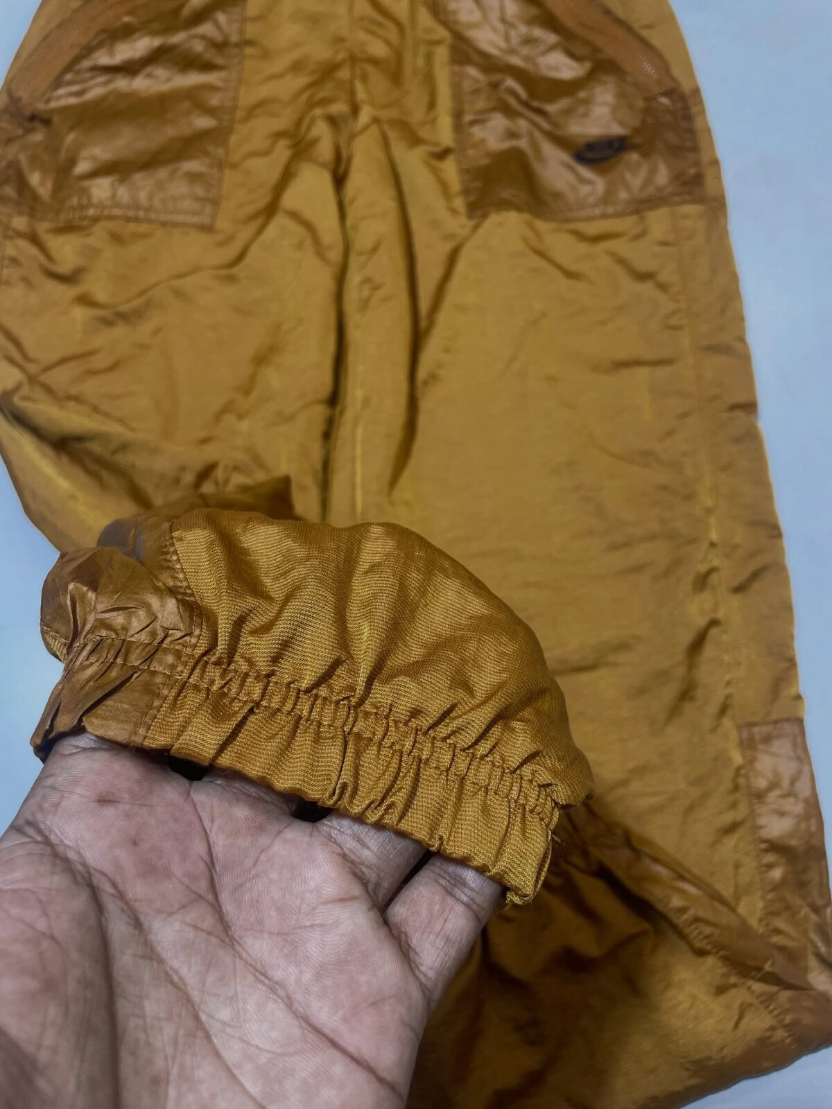 Nike golden track pant S