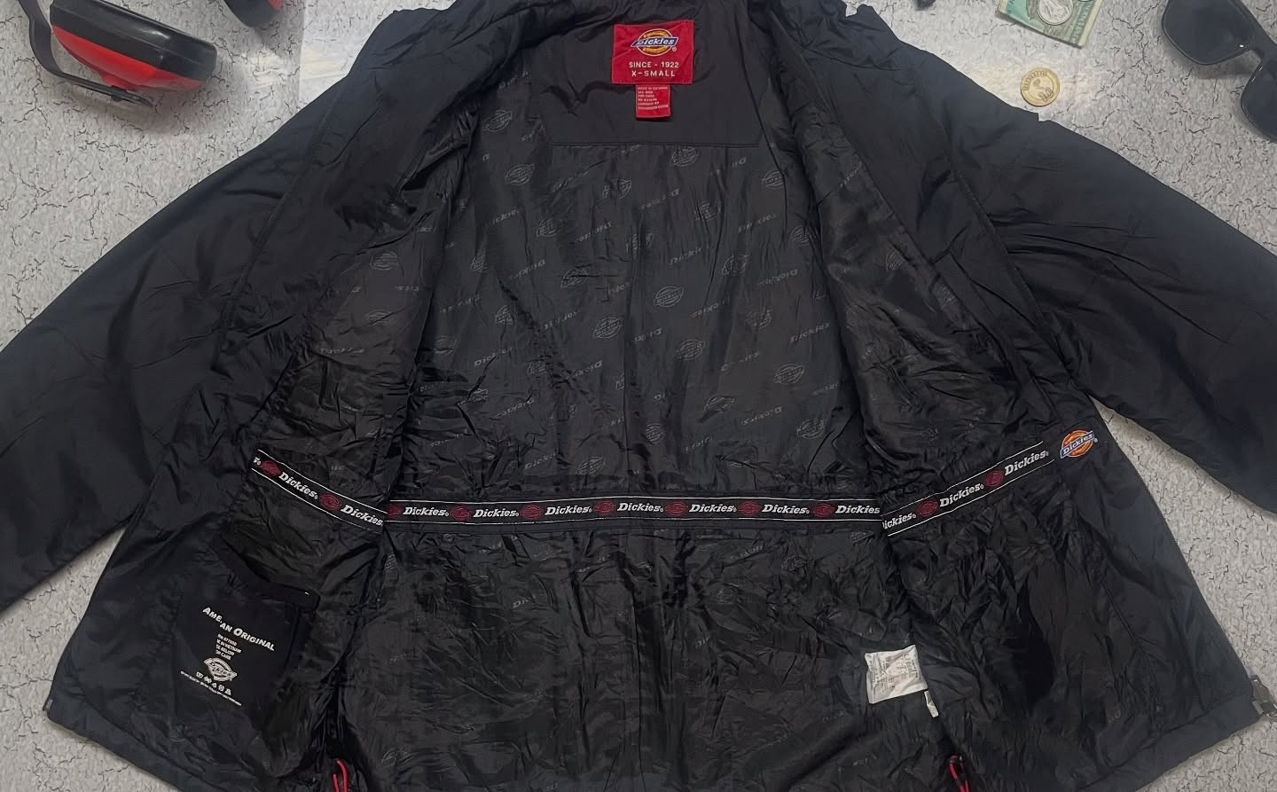 Dickies Puffer Jacket Size M Colour Red
