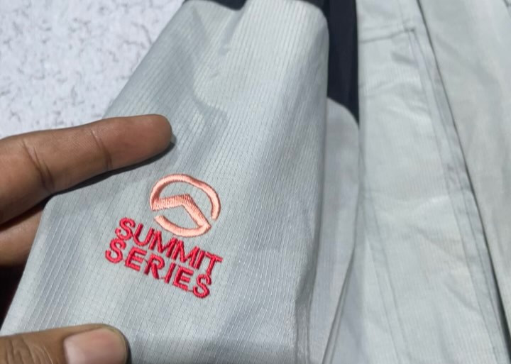 The North face Summit Series Gore-tex XGR jacket XL