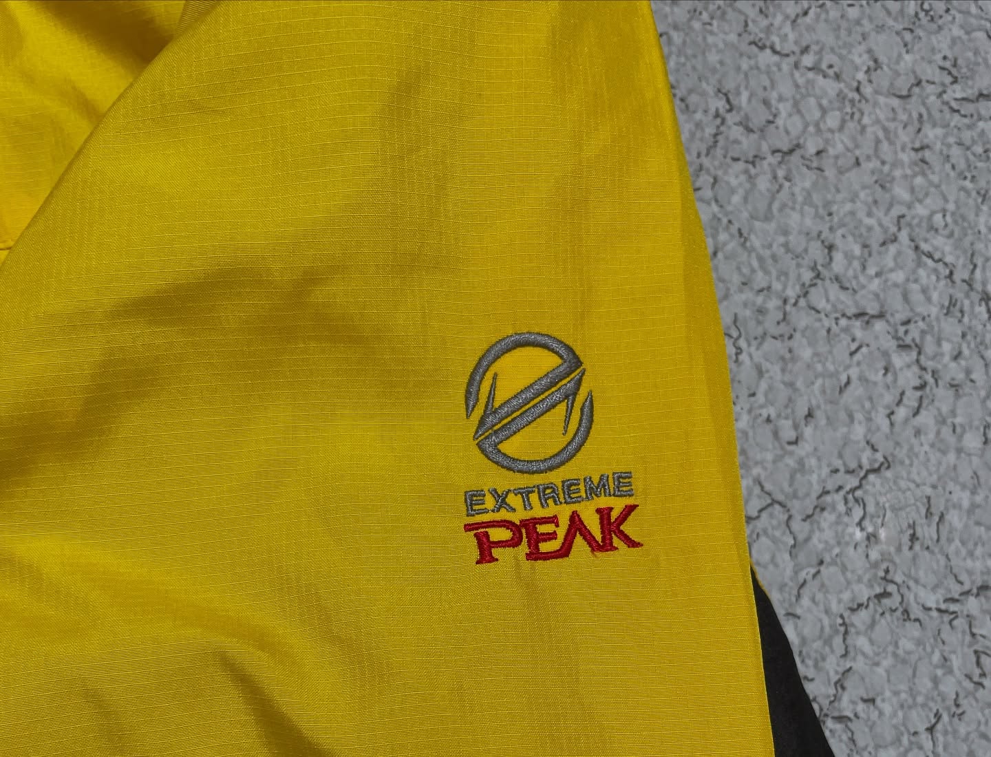 Black Yak extreme peak winter jacket  size XL