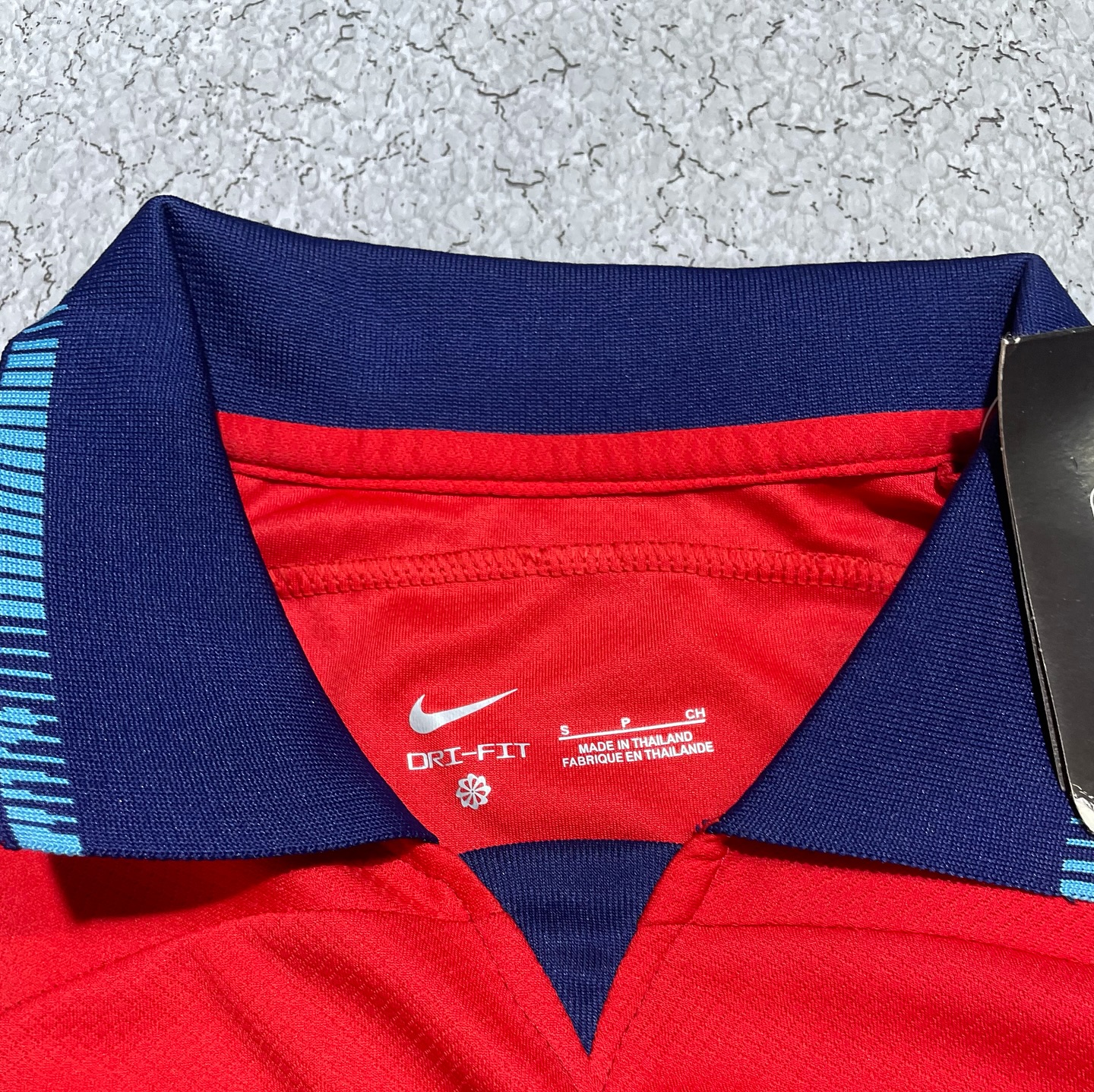 Nike Football Jersey Size M Red For Men