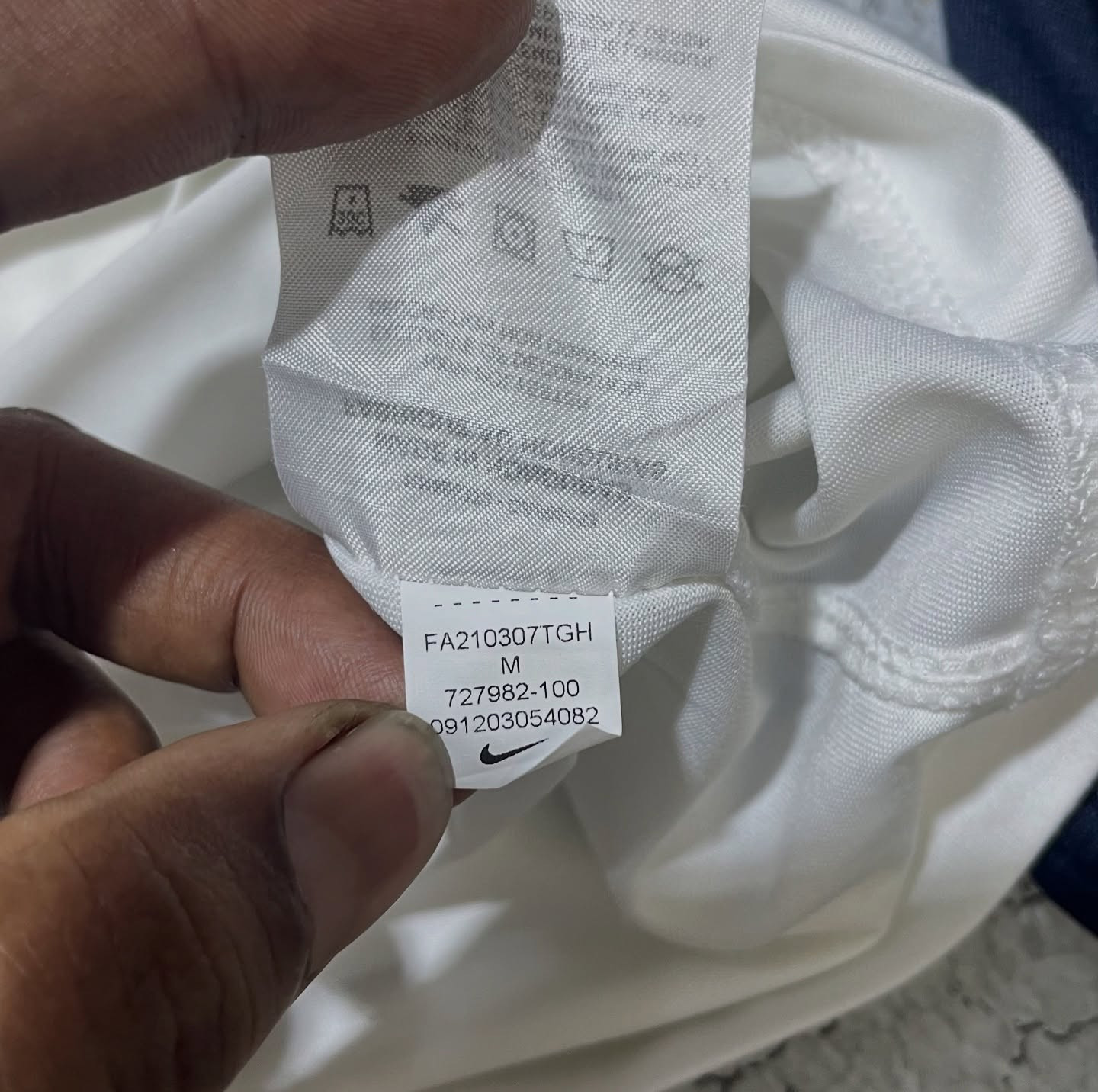The Nike Tee Dri Fit White Size M