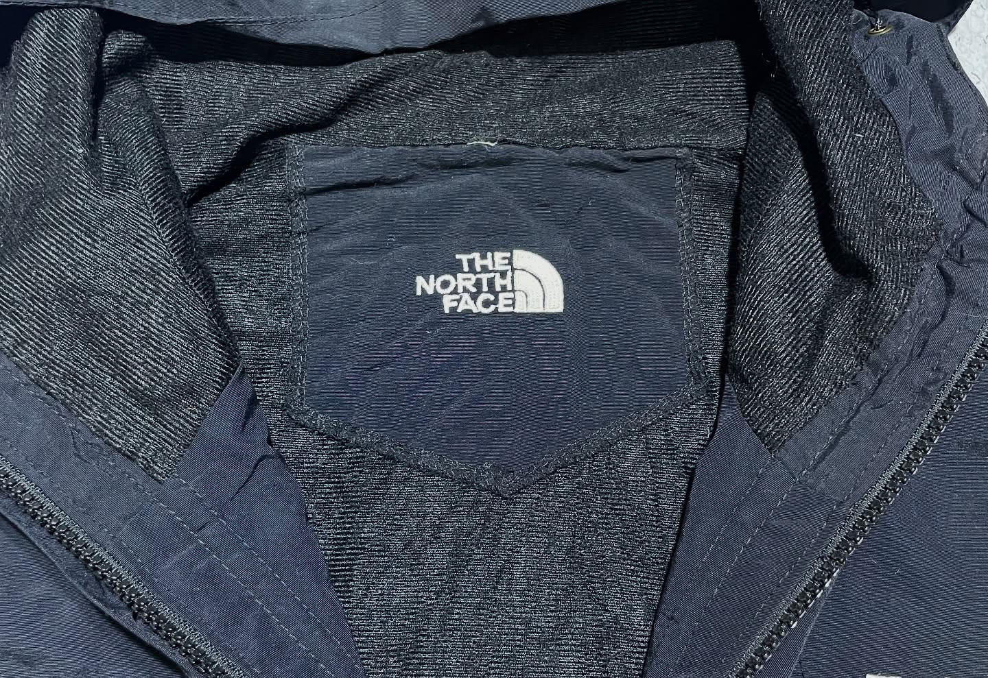 The North Face Hooded Windbeaker Jacket Black Xl