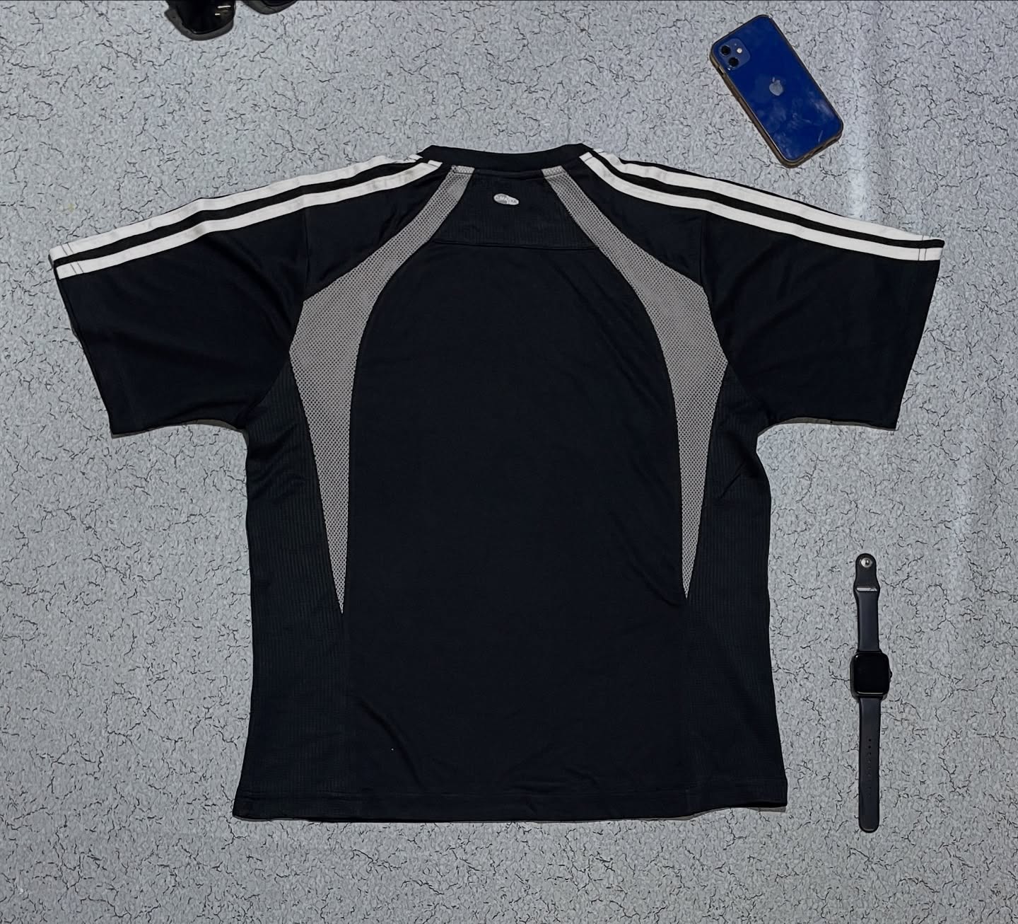 Adidas half sleeve black tshirt for sports-M