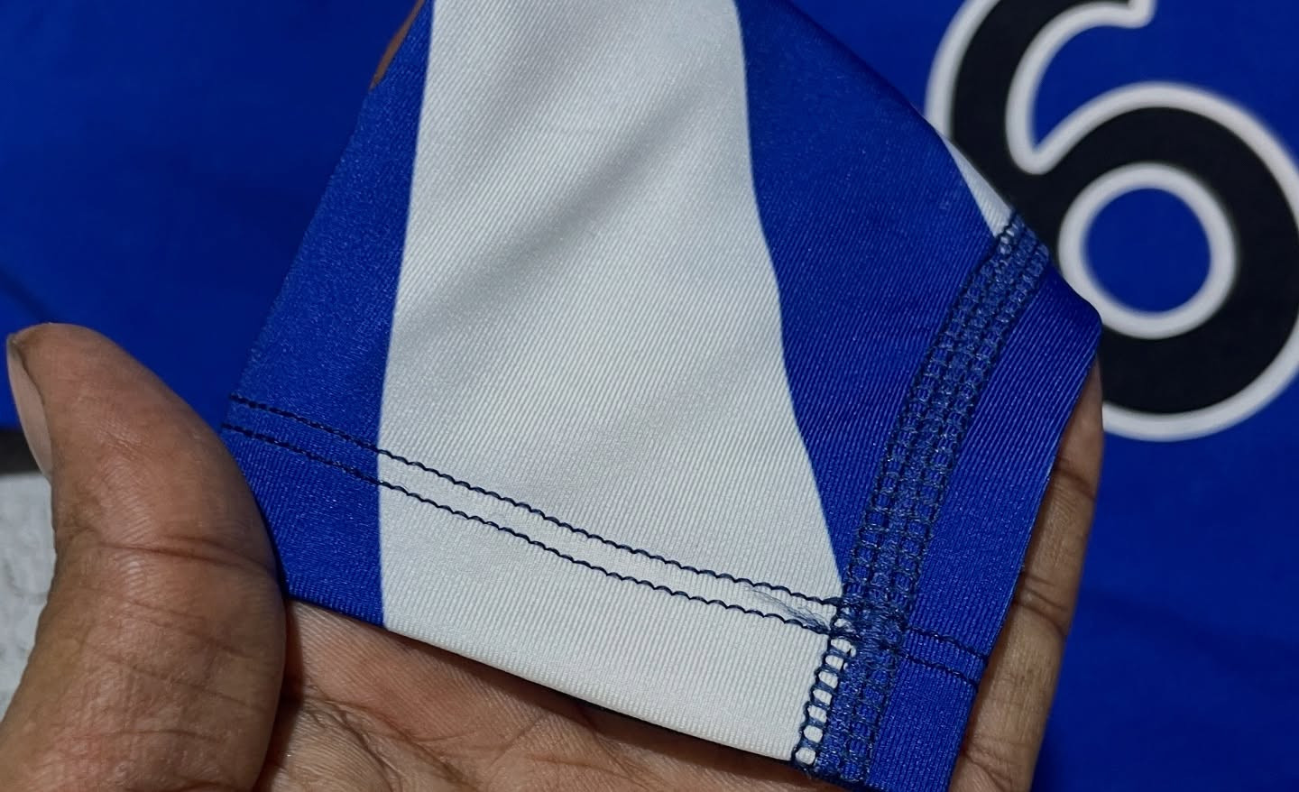 Mizuno Long-Sleeve Volleyball Jersey Size M