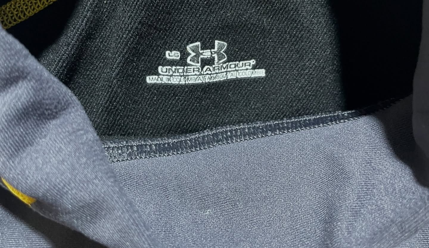 Under Armour Coldgear High Neck Tshirt Size S