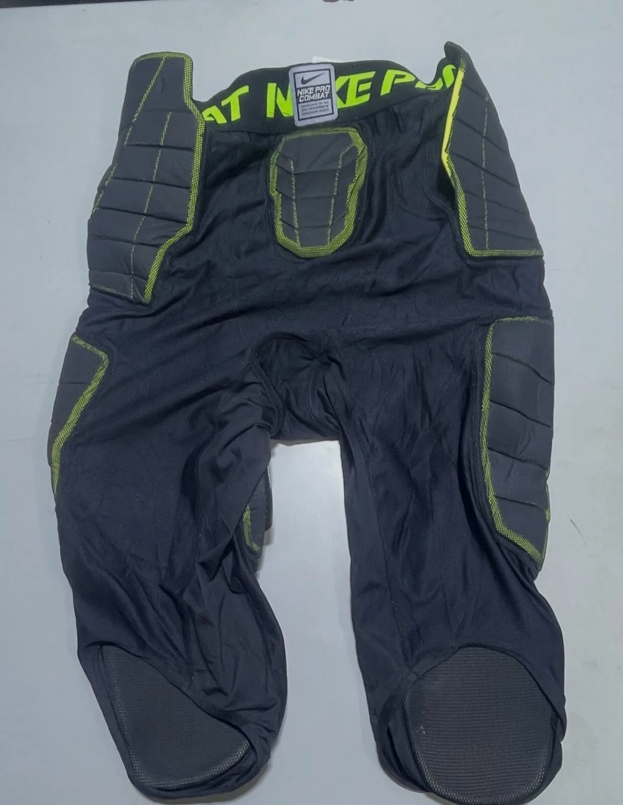 Nike Pro Combat Hyperstrong Padded Full Set Size M
