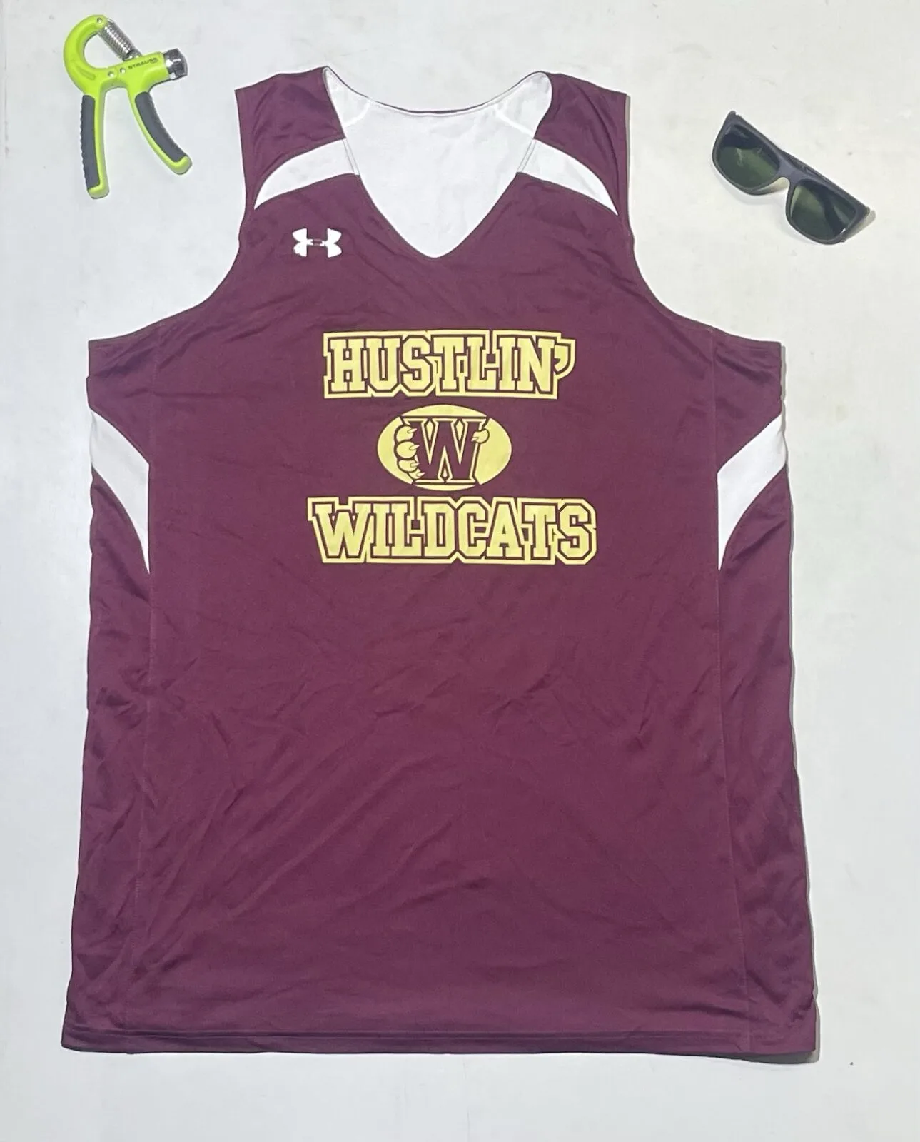 Under Armour reversible jersey size XL