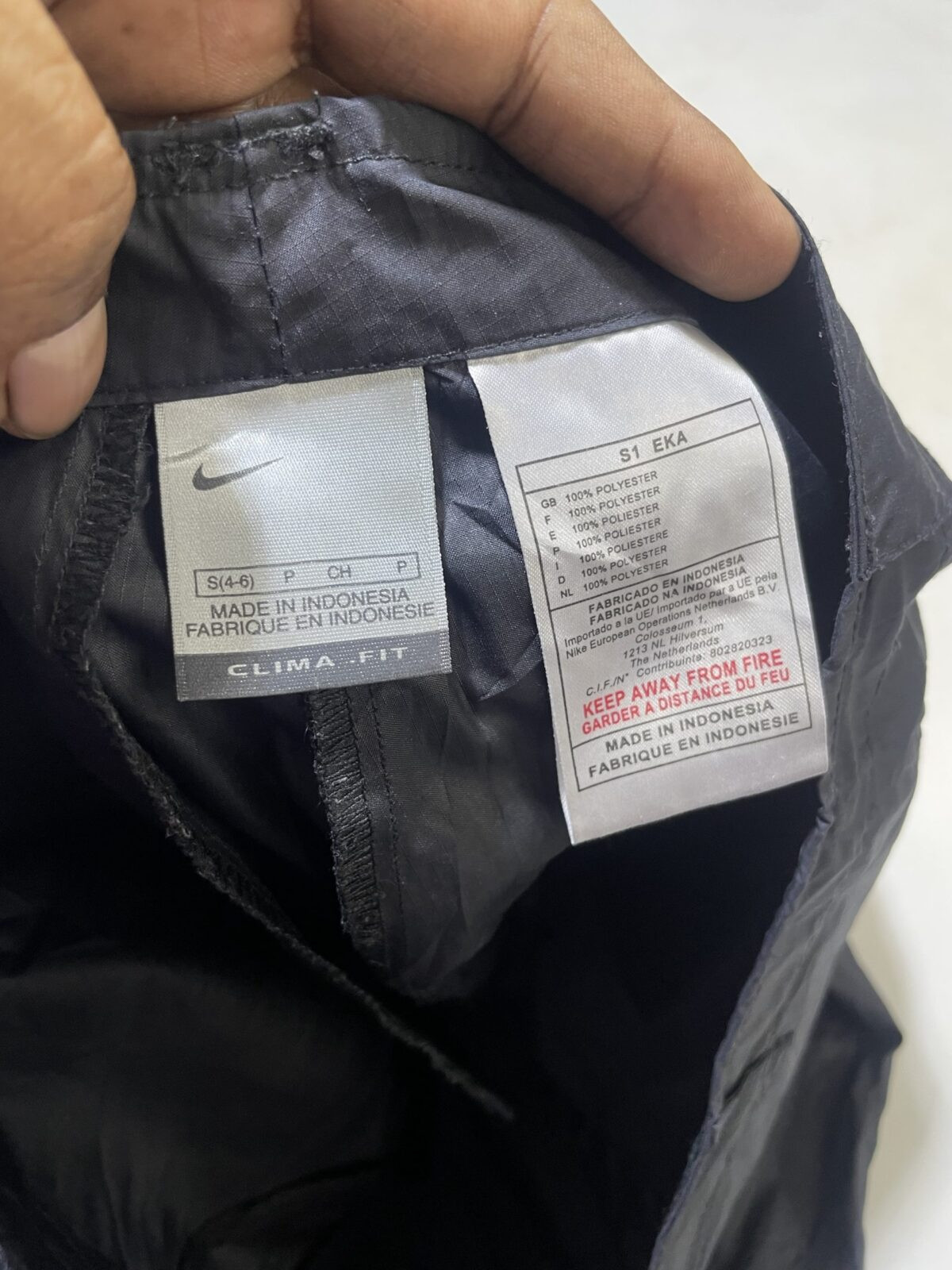 Nike clima fit 2-1 track pant water proof size S black