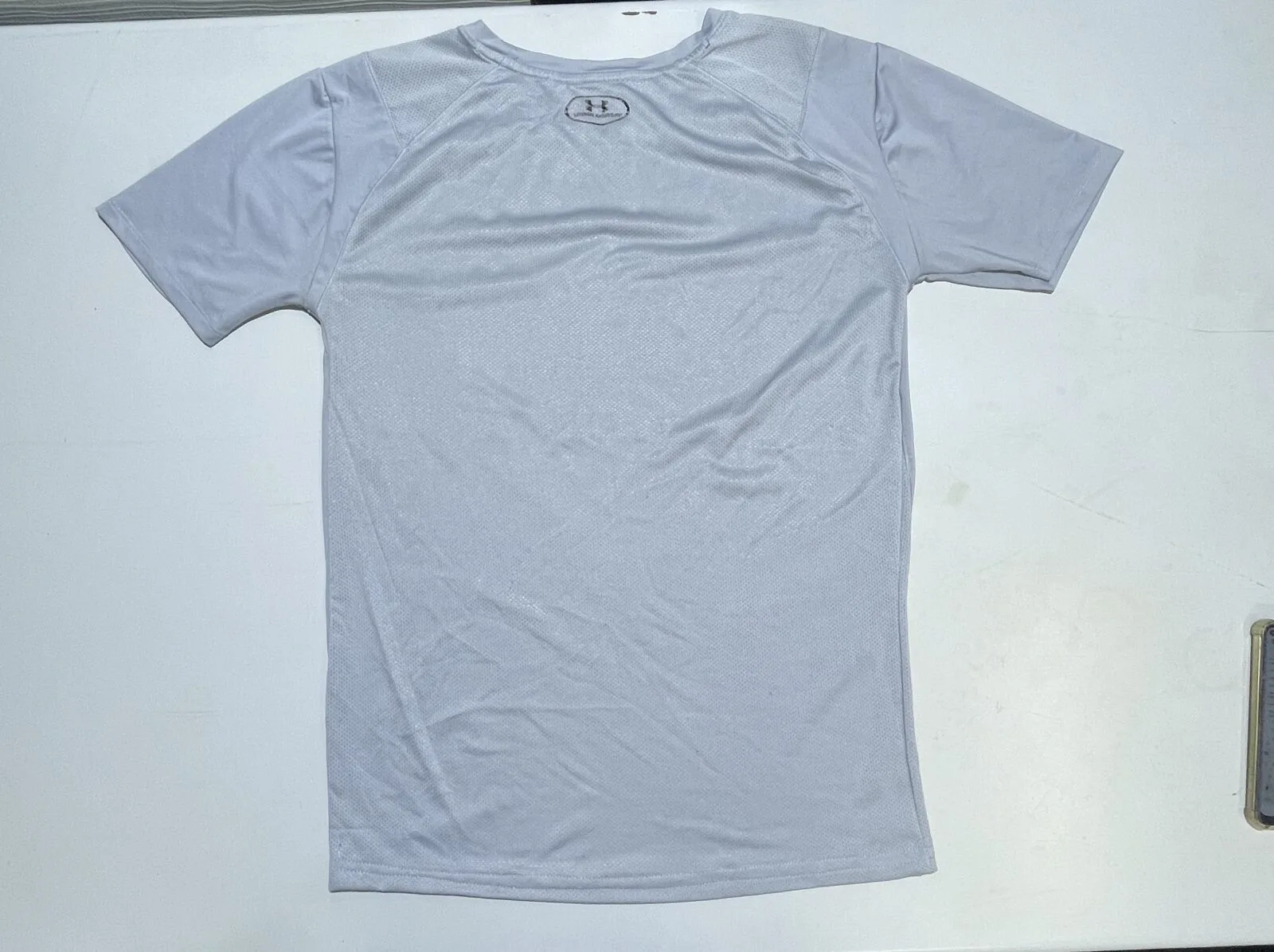 UNDER ARMOUR HEATGEAR BODY FITTED HALF SLEEVE TSHIRT SIZE M