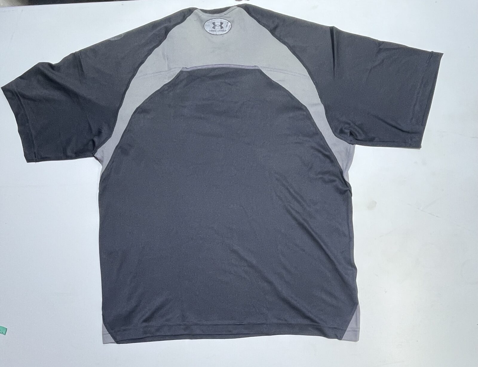 Under Armour heatgear tshirt size M black