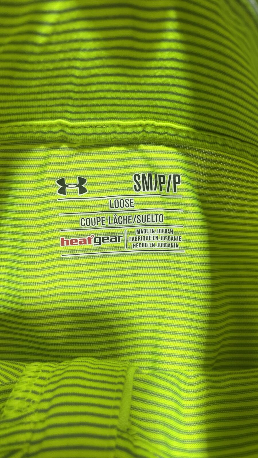 Under Armour heatgear half zip up tshirt green size M