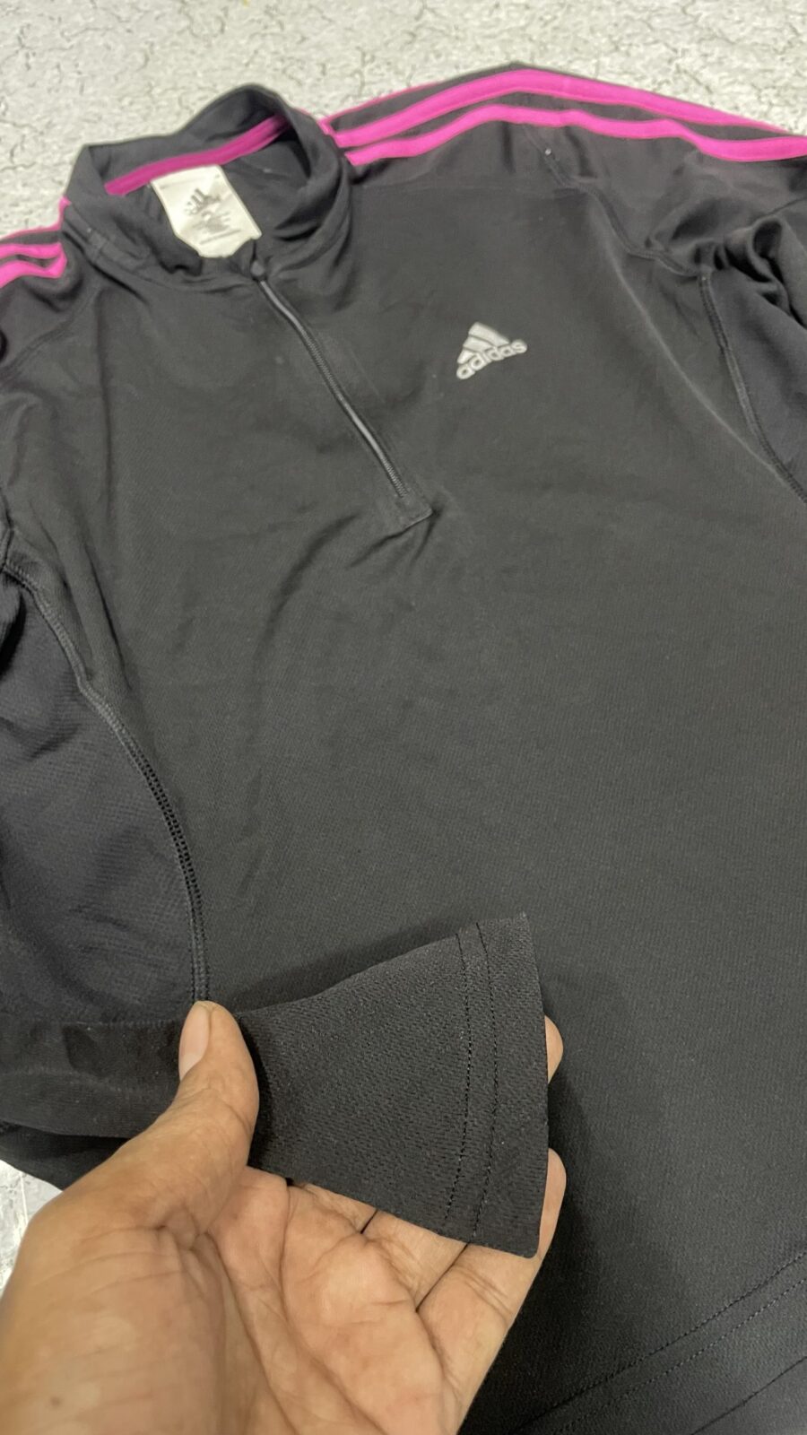 Adidas response Tshirt size S black