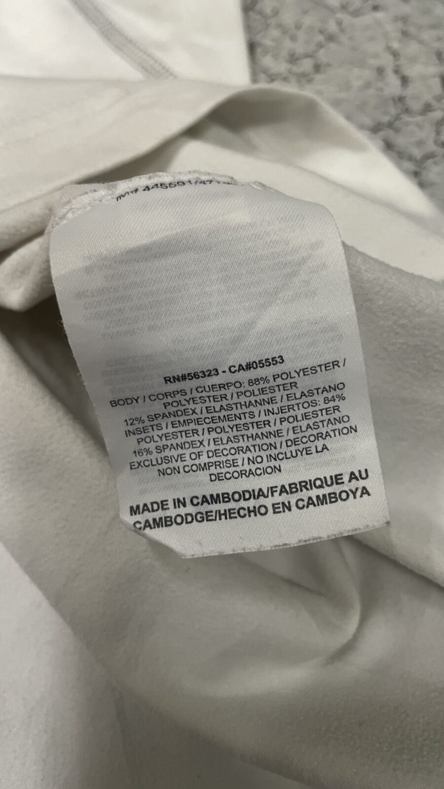 Nike pro compression half sleeve tshirt white size M